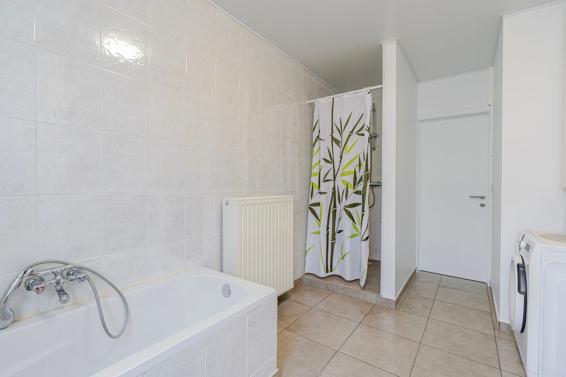 Verzorgde woning met 2 slpk en tuin foto 12
