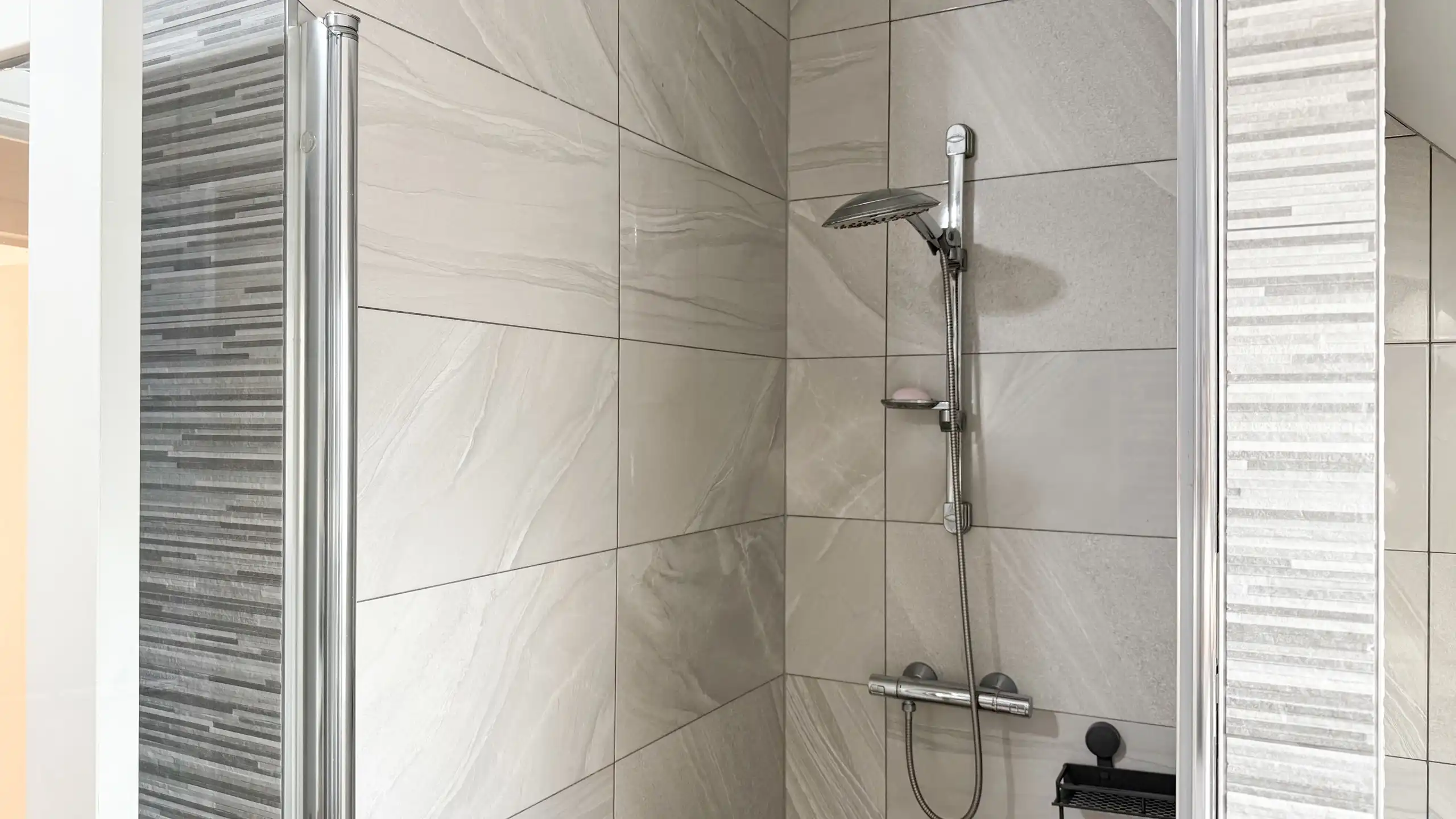 Ruim instapklaar duplex app in Paal, 108m², 3 slpks foto 30