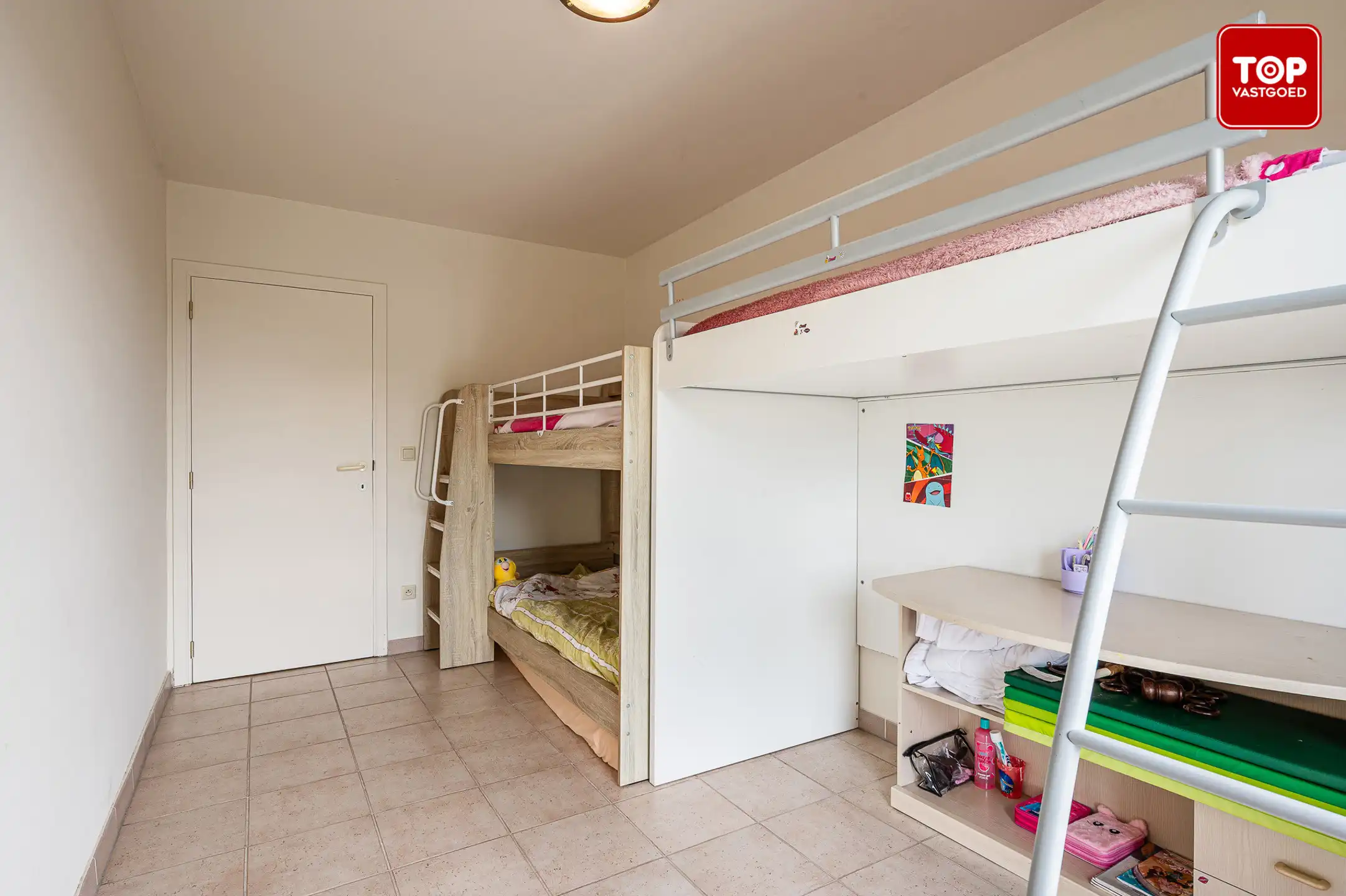 Ruim en lichtrijk 2 slaapkamerappartement in Waarschoot foto 13