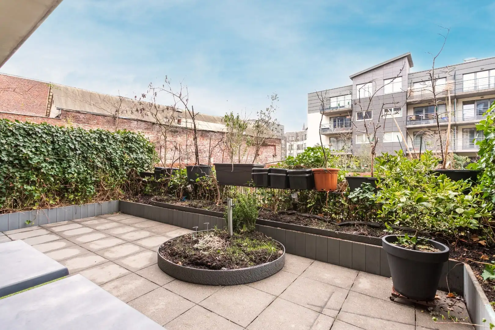 Energiezuinig 1-slpk appartement gelijkvloers met terras, parking en toplocatie nabij Brussel-Zuid foto 7