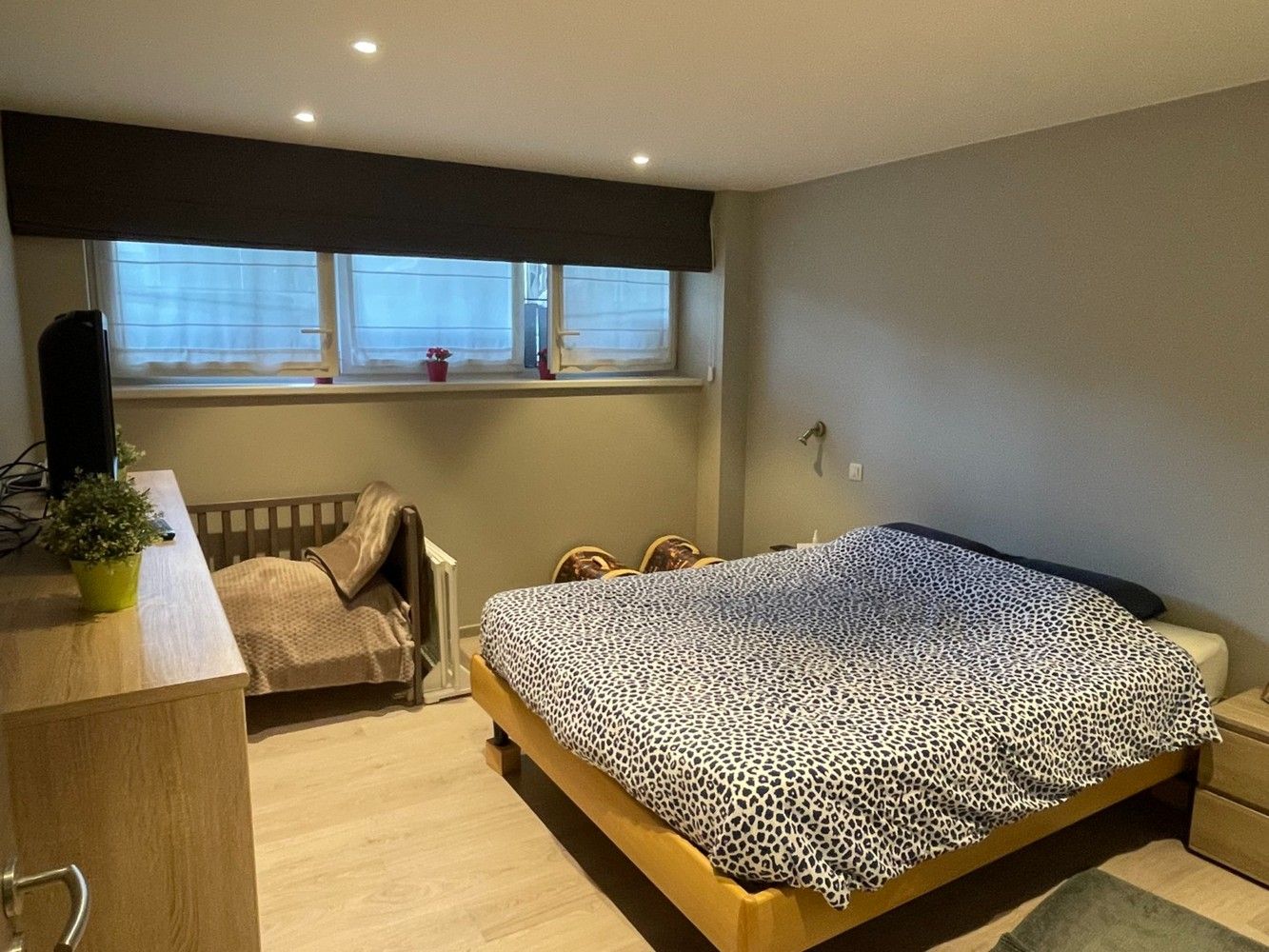 Zeer ruime villa van ca. 475m² - 6 kamers - 3 badkamers (mogelijks kangoeroewoning) nabij centrum Overijse foto 17
