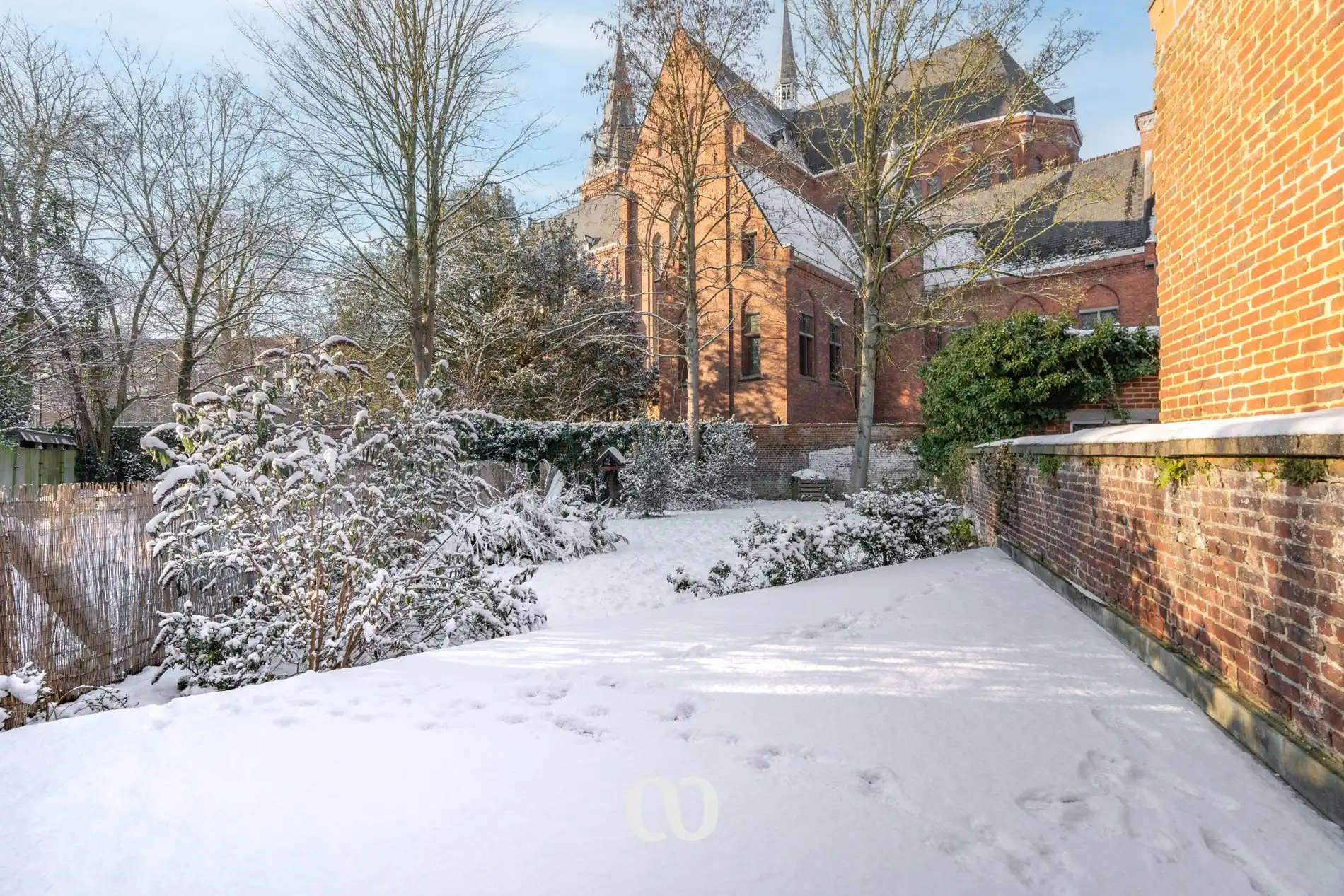 Luxe-appartement met zicht op de Sint-Martinuskerk foto 15