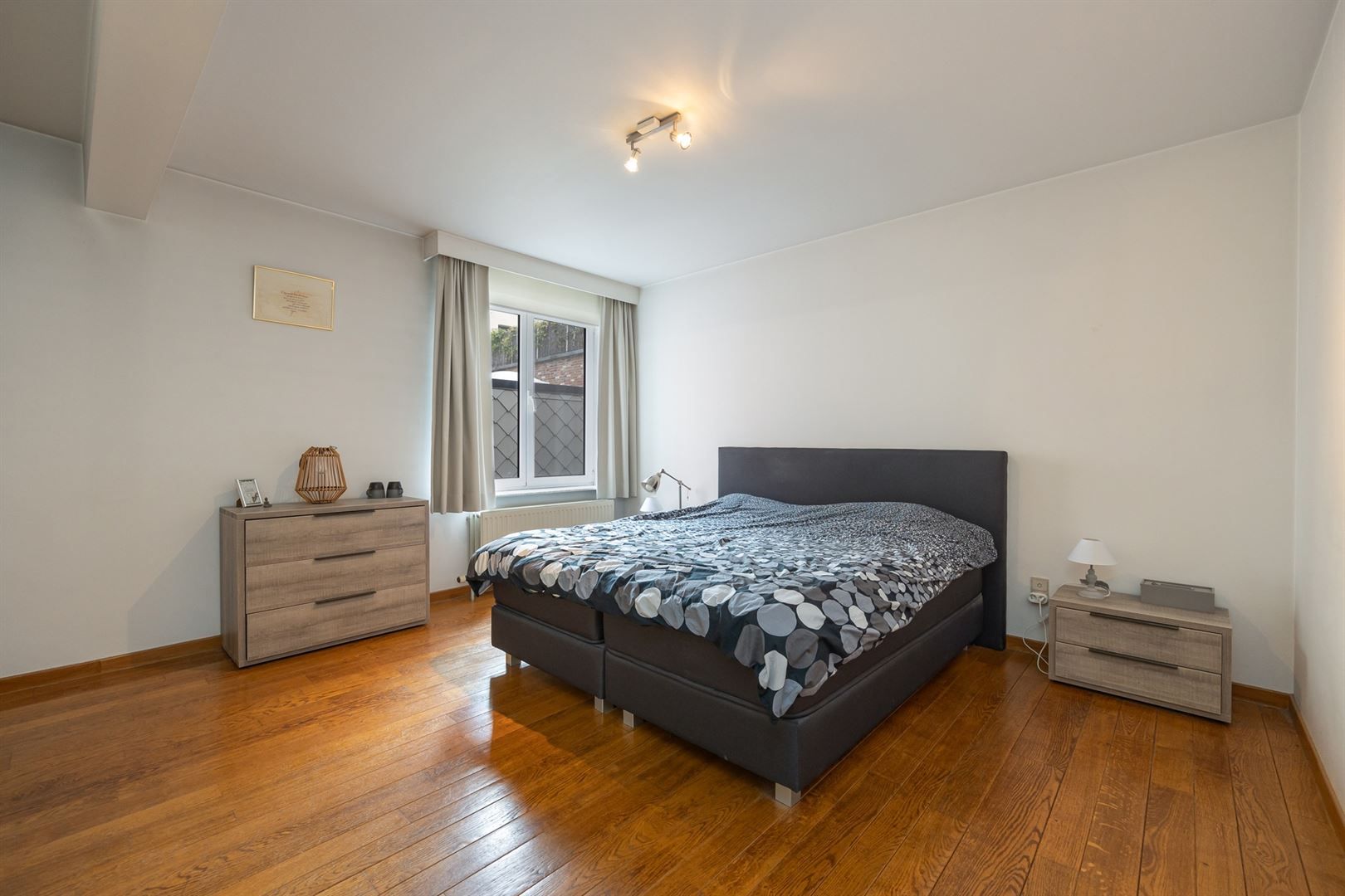 Licht en ruim wonen in hartje stad foto 11