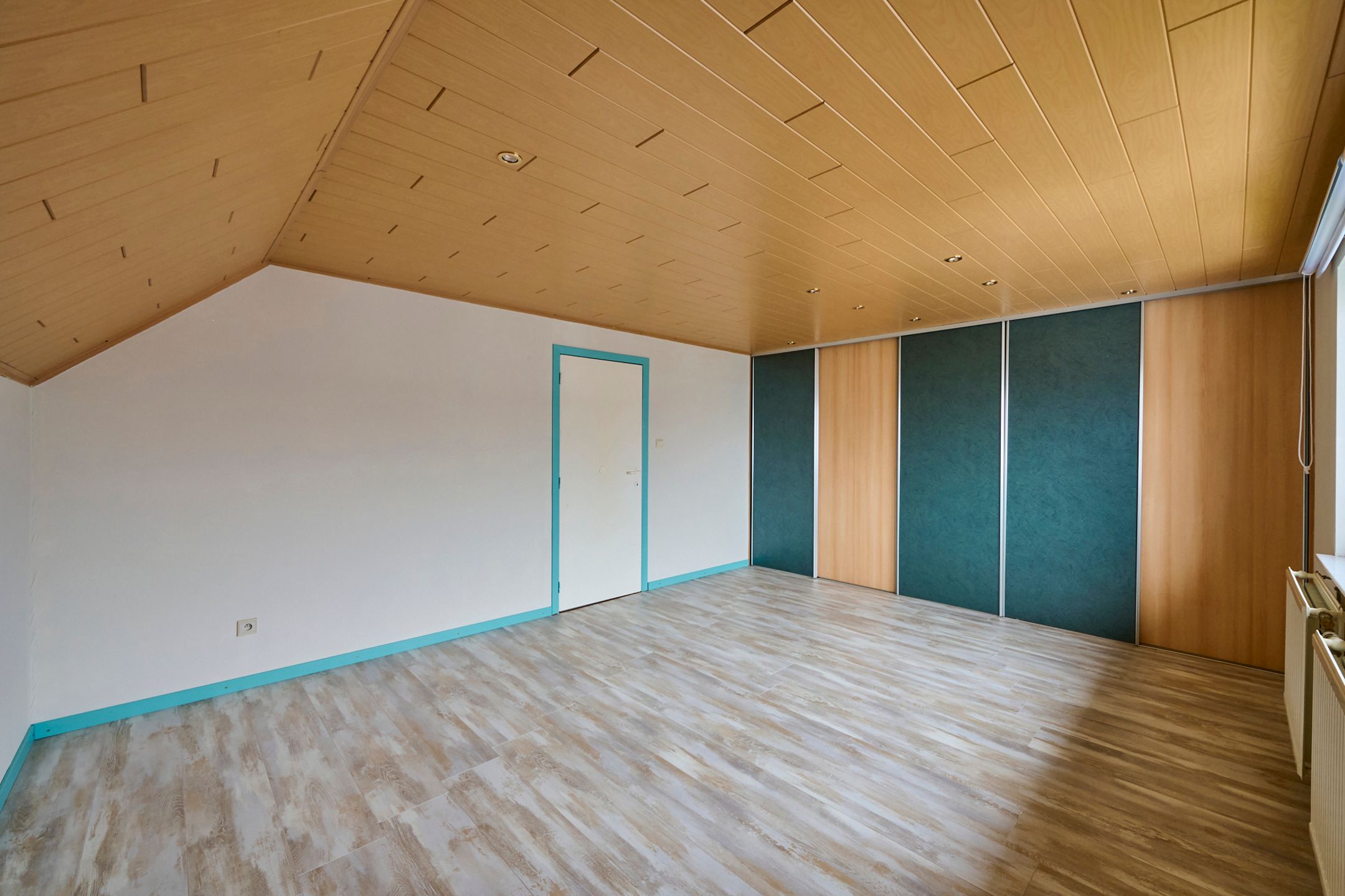 Zeer ruime en eigentijdse gezinswoning op 11a  foto 10