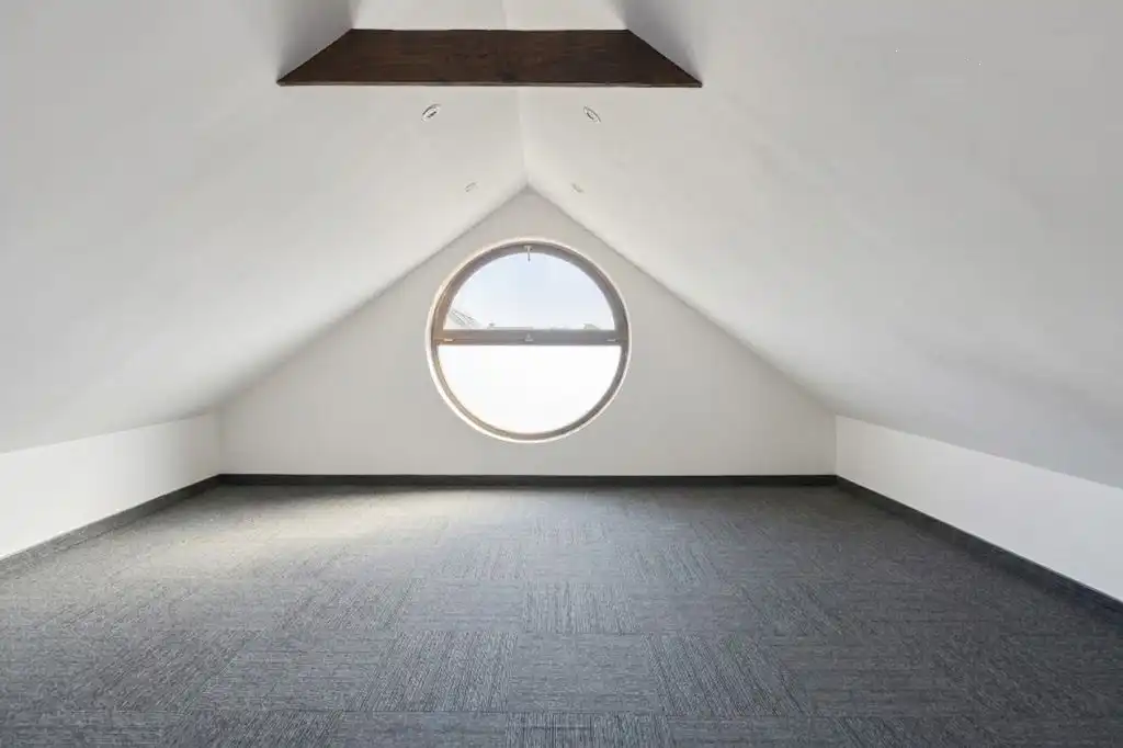 Gezellige woning met 3 slaapkamers en tuin foto 18