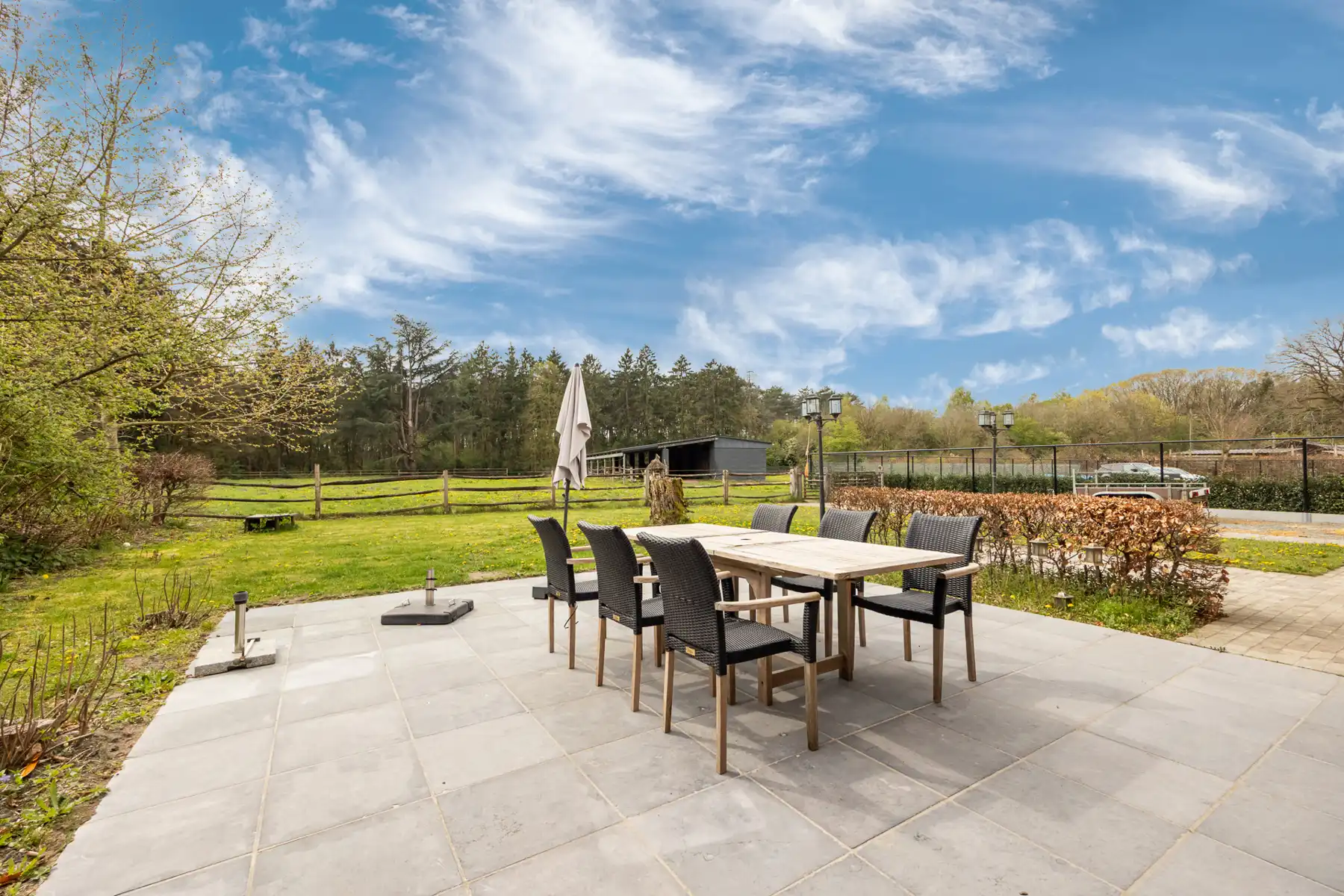 GELIJKVLOERSE WONING, IDAAL VOOR PAARDENLIEFHEBBERS foto 8