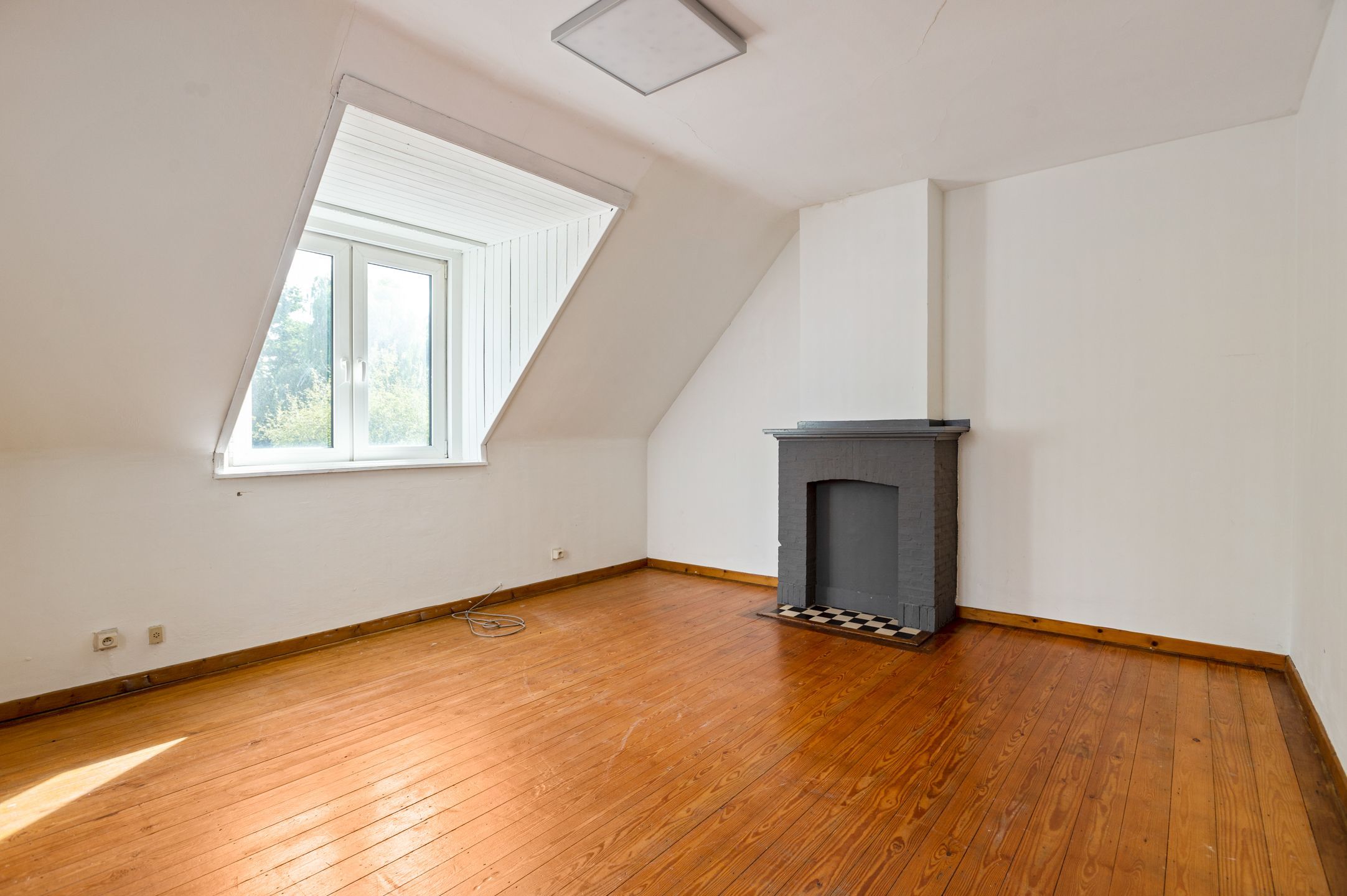 Halfopen woning met 2 slaapkamers en een grote tuin in Brasschaat te huur! foto 13