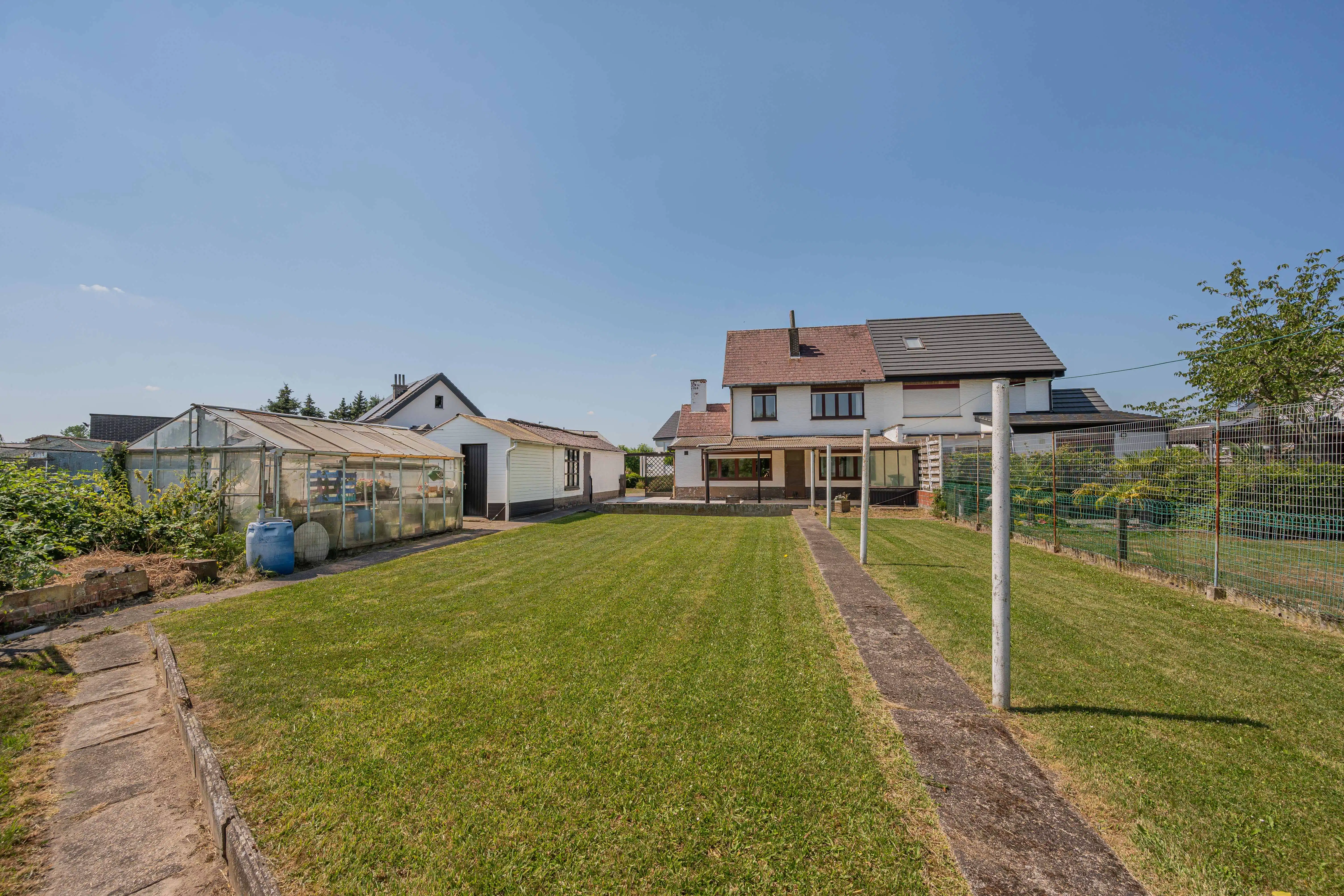 HOB op 819m² met uitzicht over weilanden, unieke ligging foto 5