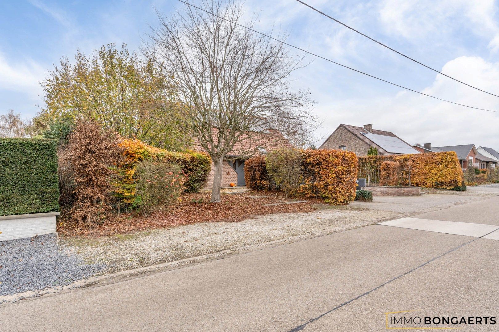 Ruime woning met 5 slaapkamers foto 27