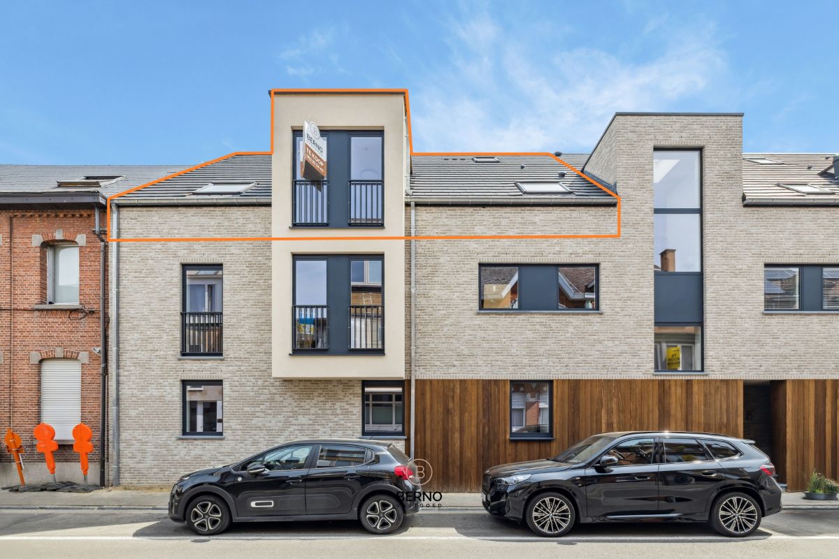 Ruim nieuwbouwappartement (6% BTW) met zonnig terras foto {{pictureIndex}}