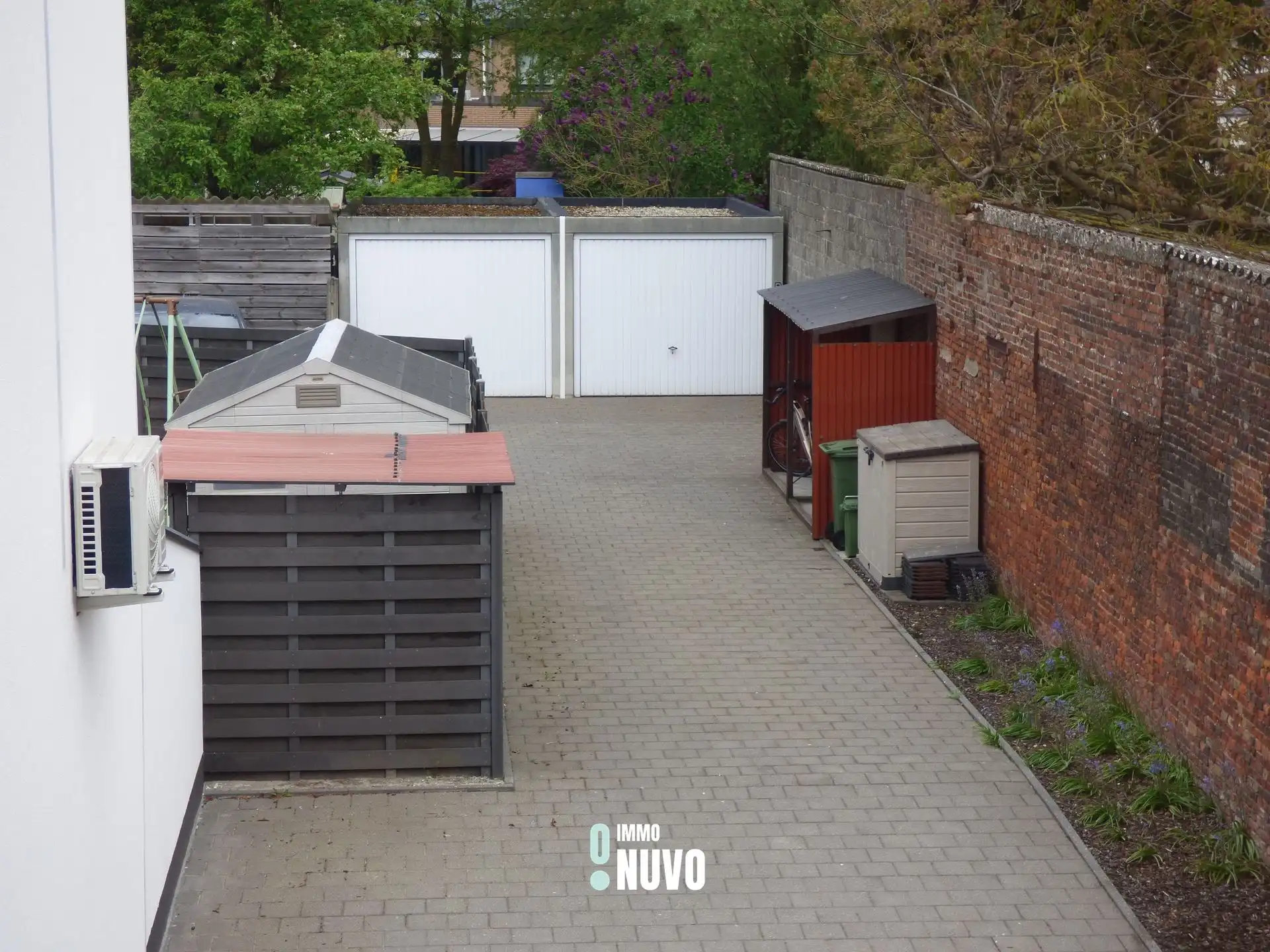 Appartement met garage foto 14