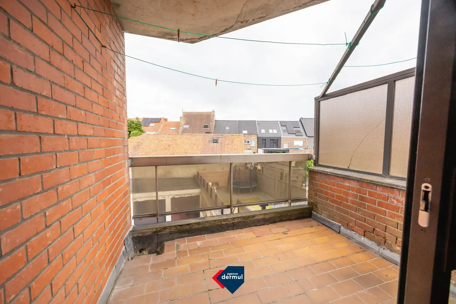 RUIM APPARTEMENT MET GARAGE foto 20