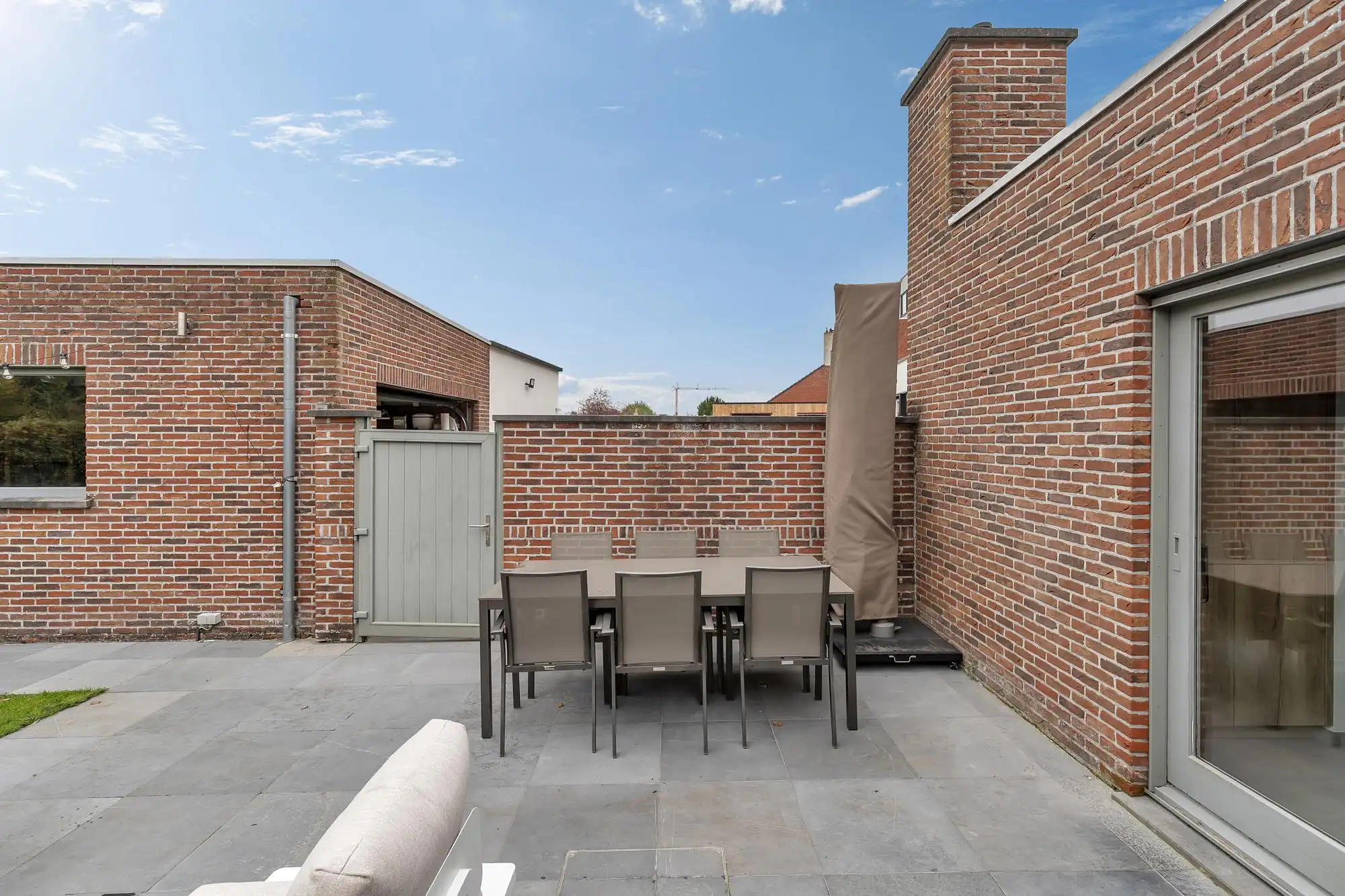 Ruime, volledig gerenoveerde woning op centrale ligging foto 15