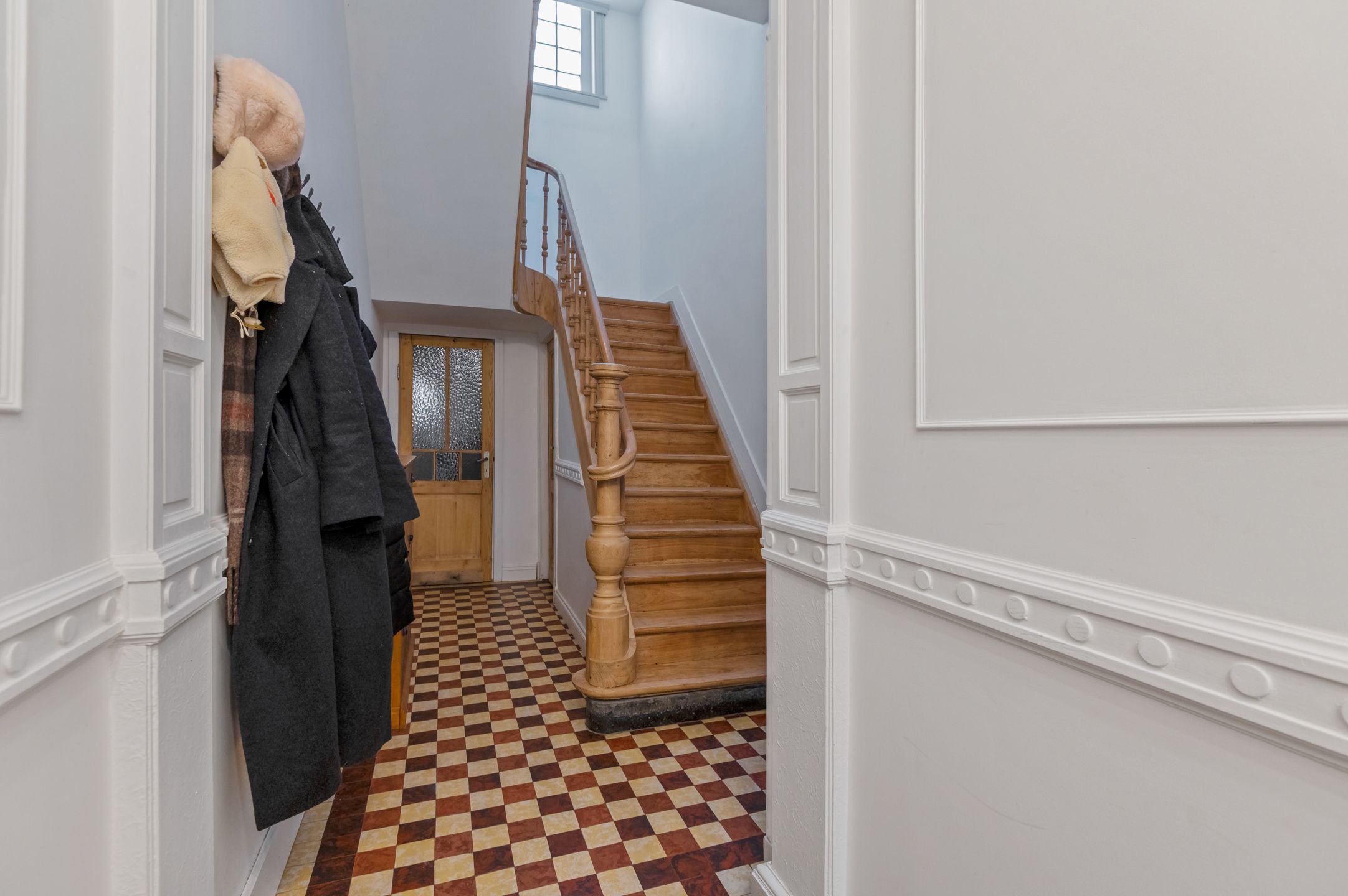 Gerenoveerde herenwoning met 3 slpks, 2 badks en ZW tuin foto 4