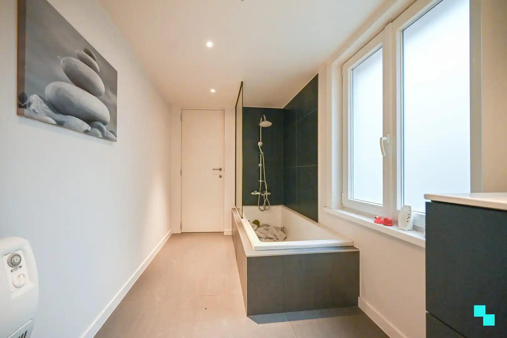 Eengezinswoning met garage nabij centrum van Izegem foto 14