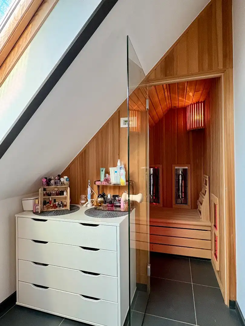 Multifunctioneel gebouw te koop (combinatie wonen & werken) - sauna en winkel - garage - 2 duplexappartementen foto 25
