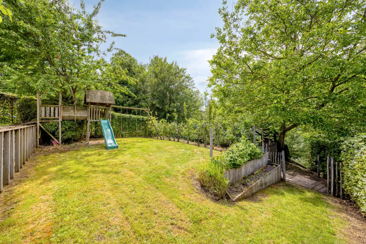 RUSTIG GELEGEN WONING MET TUIN IN HOEGAARDEN foto 27