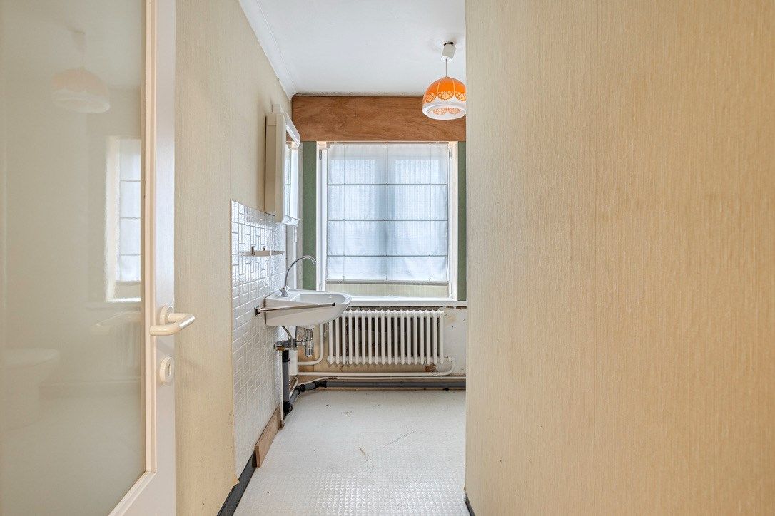 Halfopen bebouwing met werkplaats en loods te koop te Vichte. foto 16
