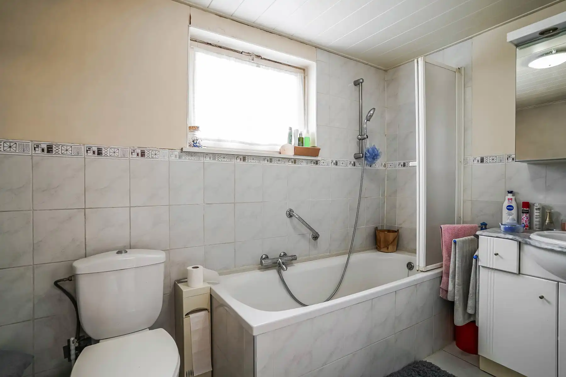 Charmante woning nabij centrum van Opwijk foto 14