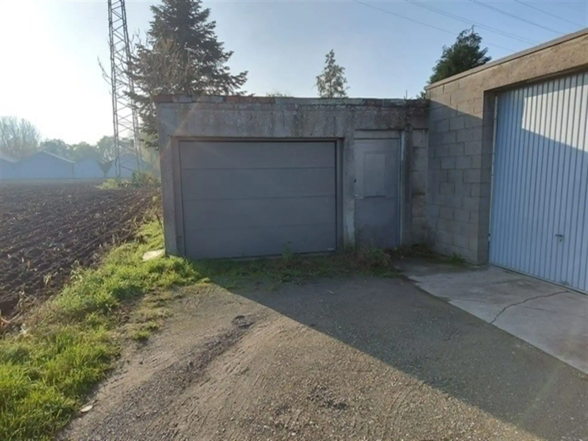 Gunstig gelegen woonhuis met garage! foto 2