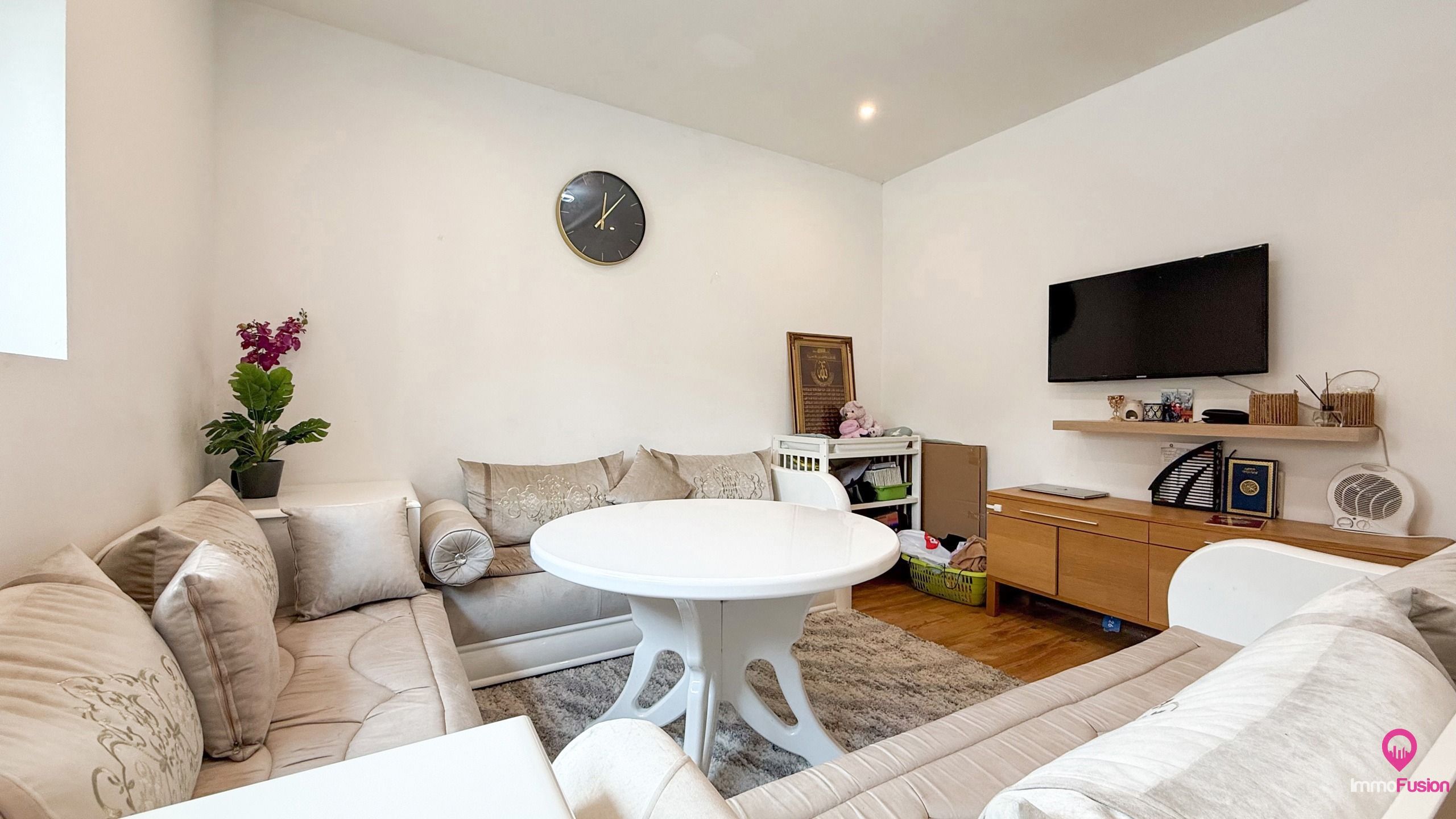 Woning met handelsruimte en 203 m² woonopp. te Houthalen! foto 4