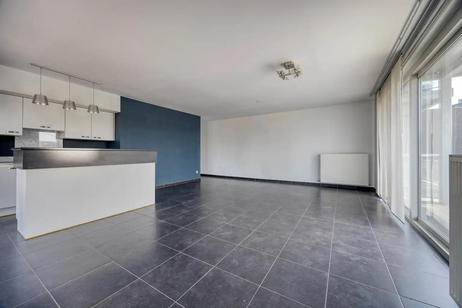 RECENT APPARTEMENT MET BERGING EN PARKEERPLAATS foto 10