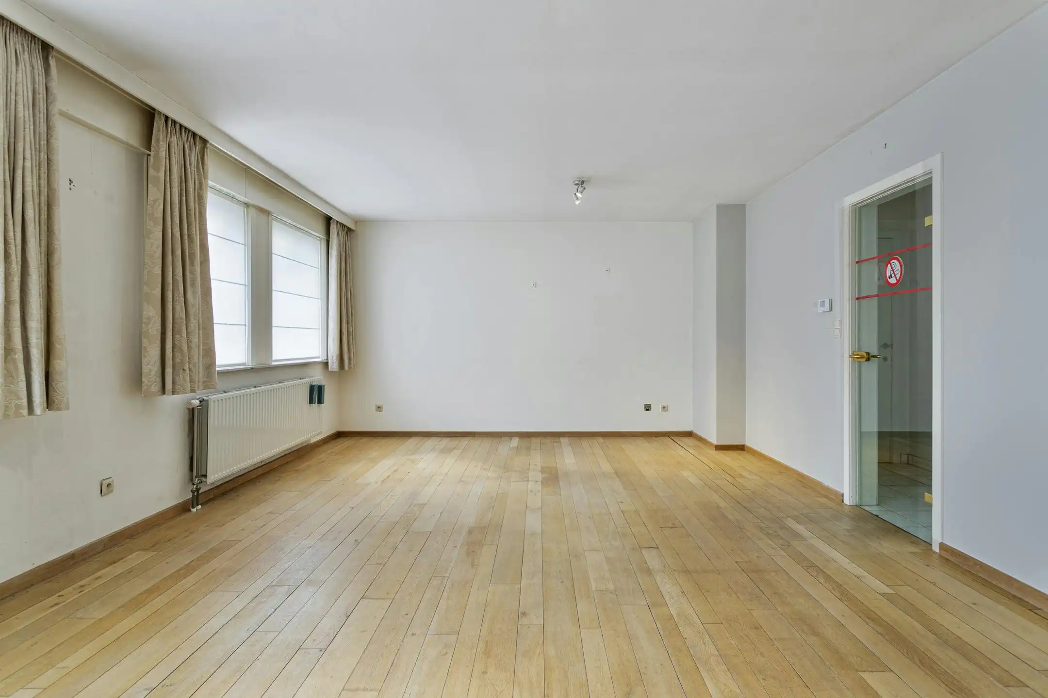 Appartement te koop in Ieper met 2 kamers foto 4