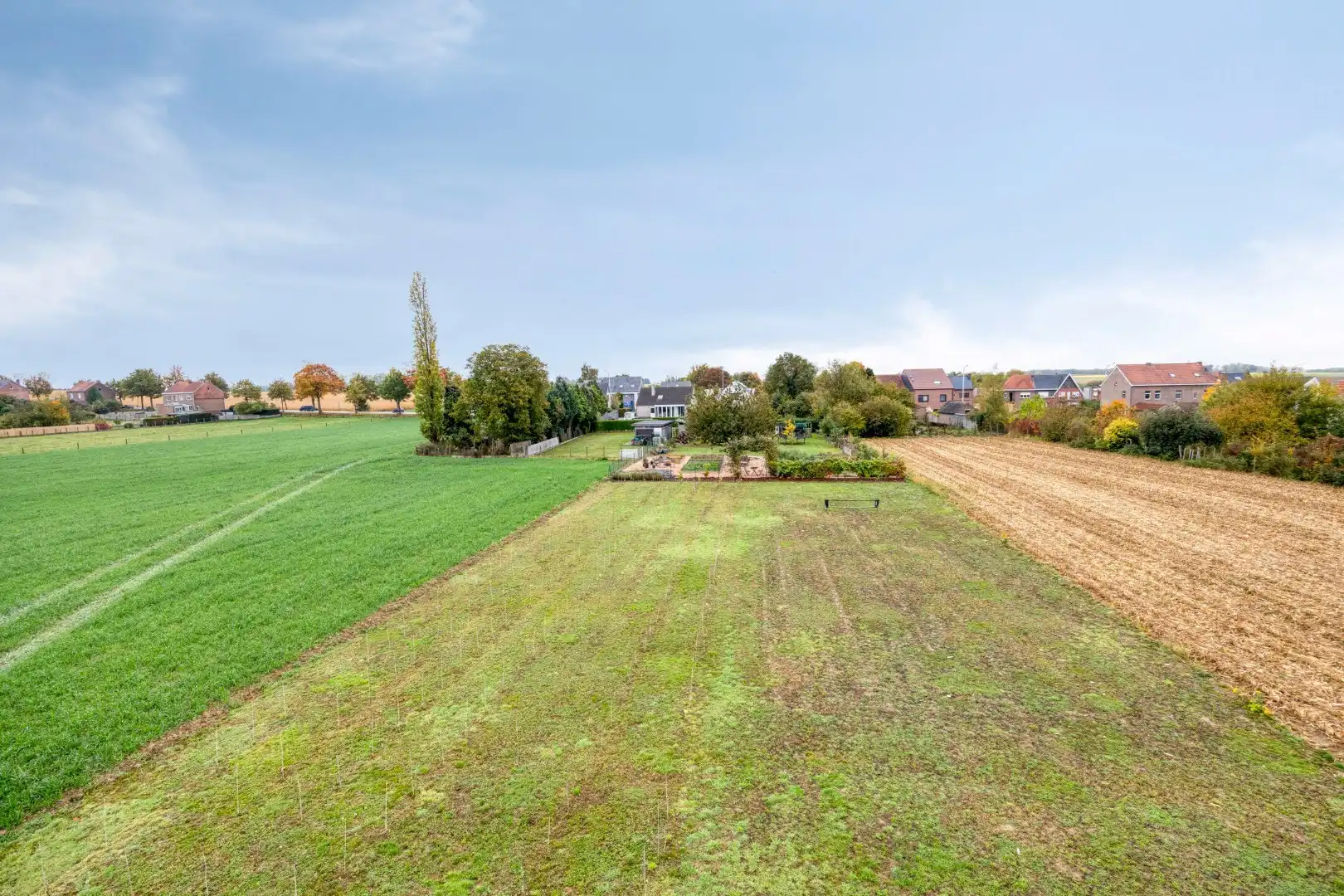 Open bebouwing met 4 slaapkamers, bureau, garage en prachtige tuin in Boutersem – EPC 158 kWh/m² - bewoonbare opp. 282 m² foto 44