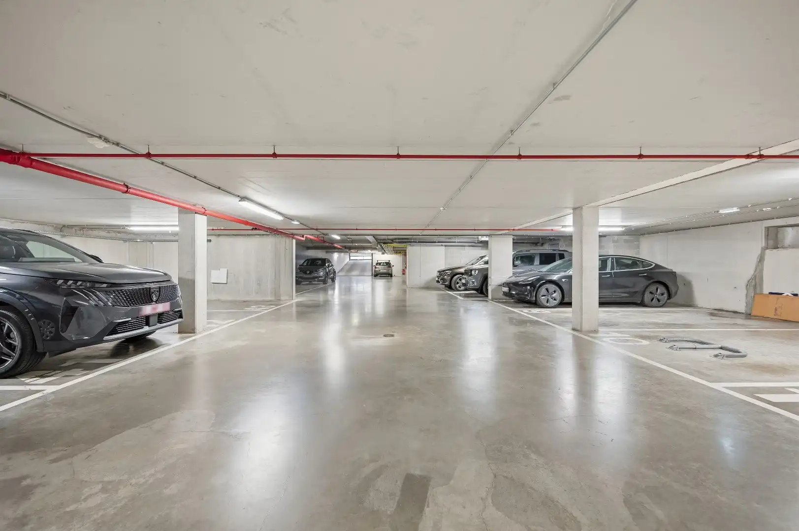 Instapklaar appartement met 2 slpks en autostaanplaats foto 16