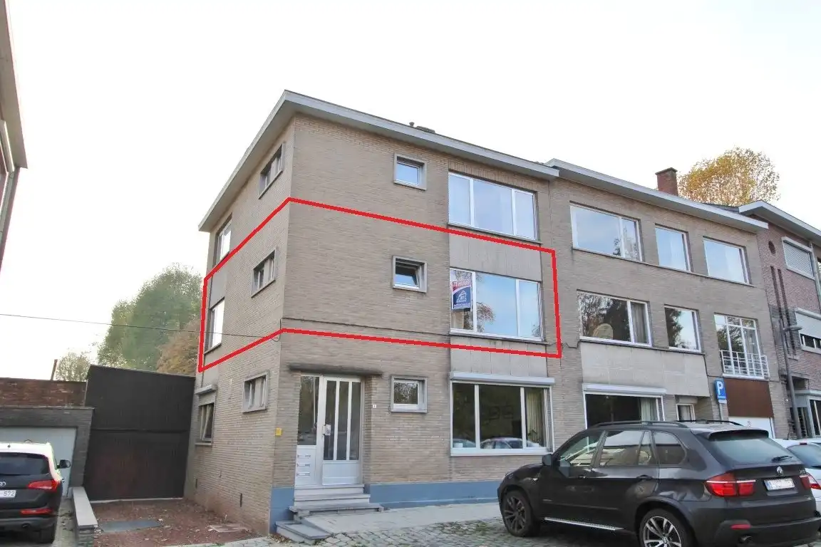 Appartement op rustige locatie in centrum Sint-Truiden foto {{pictureIndex}}