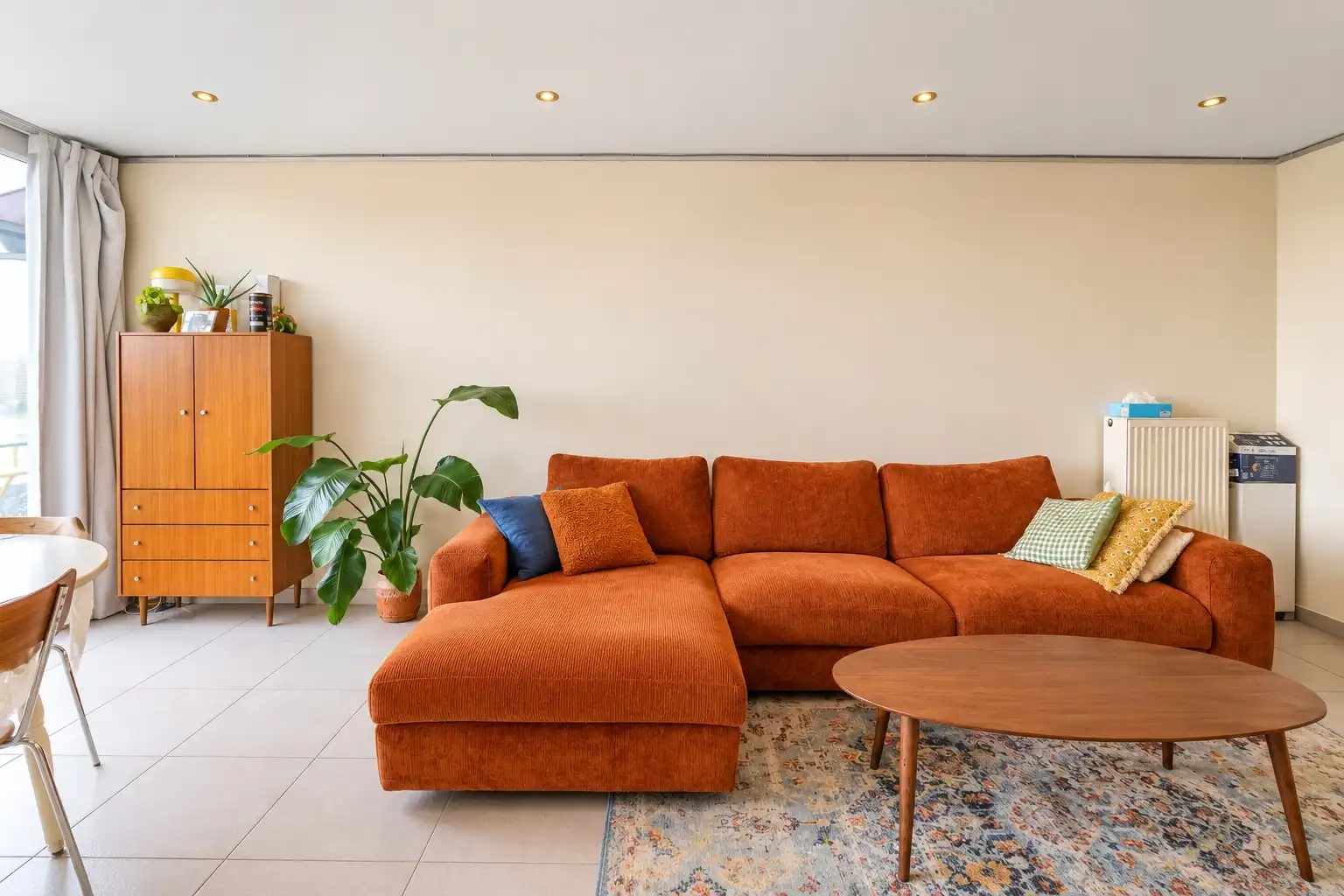 Ruim appartement met 2 slaapkamers, zonnig terras en parkeerplaats foto 11