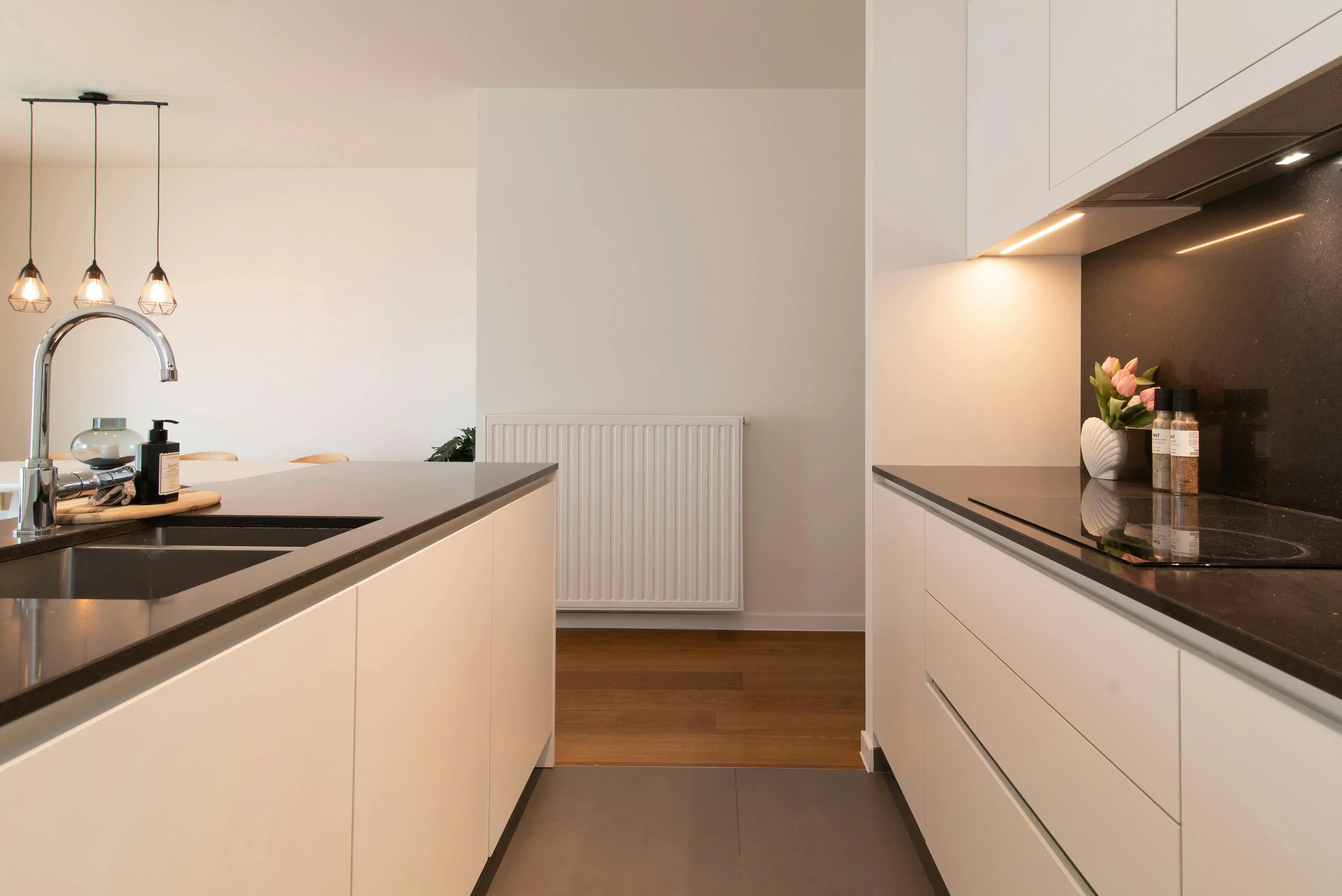 Prachtig afgewerkt 2 slaapkamer appartement te Oostende  foto 6