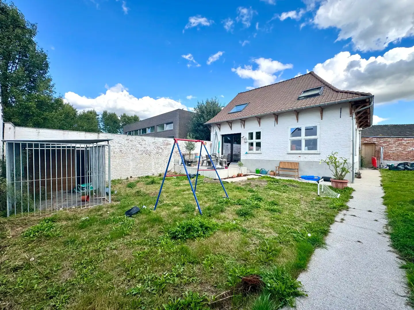 ALLEENSTAANDE WONING MET 3 SLAAPKAMERS, TUIN EN DUBBELE GARAGE foto 14