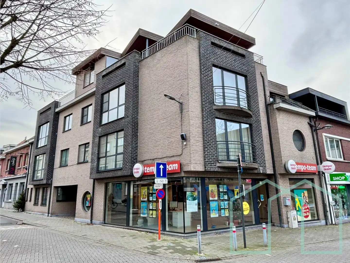 Vernieuwd 2-slaapkamerappartement in Bornem-centrum foto 2