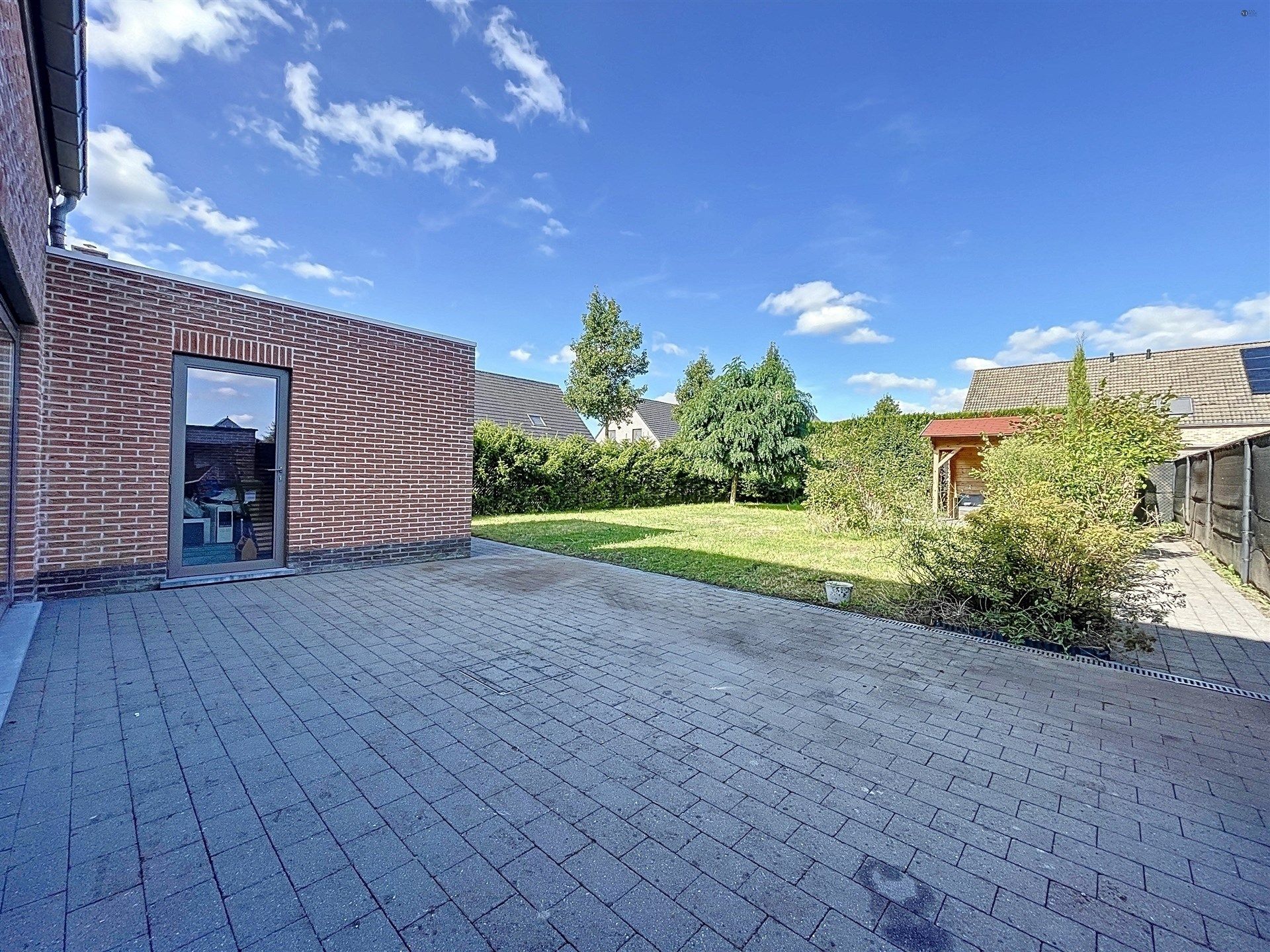 Prachtige half open bebouwing met 4 slaapkamers en garage op 382m² grond foto 22