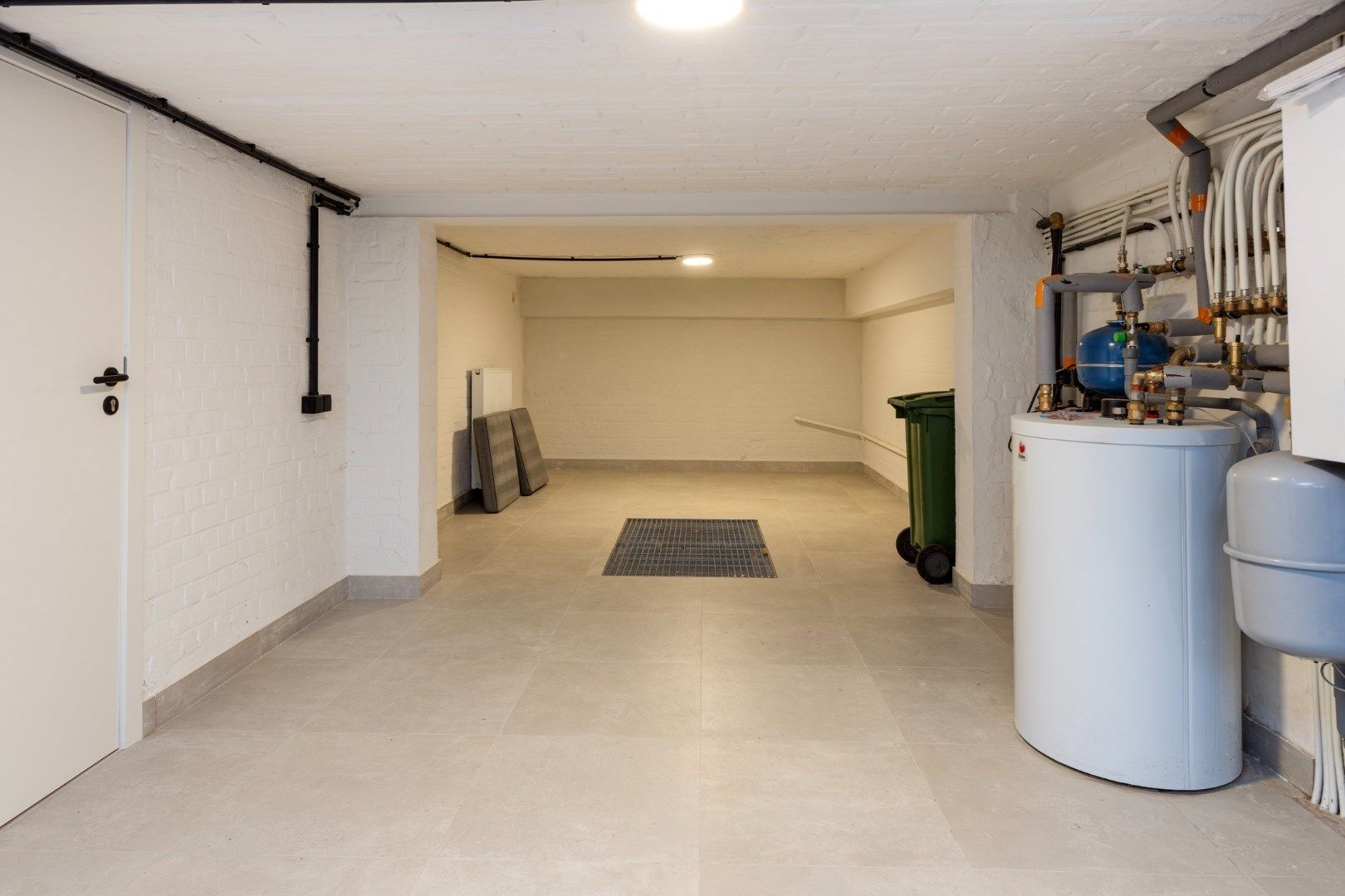 Instapklare woning met 4 slaapkamers en bureau op een perceel van 800m²- EPC 74 kWh/m² - bewoonbare oppervlakte 233 m² foto 29