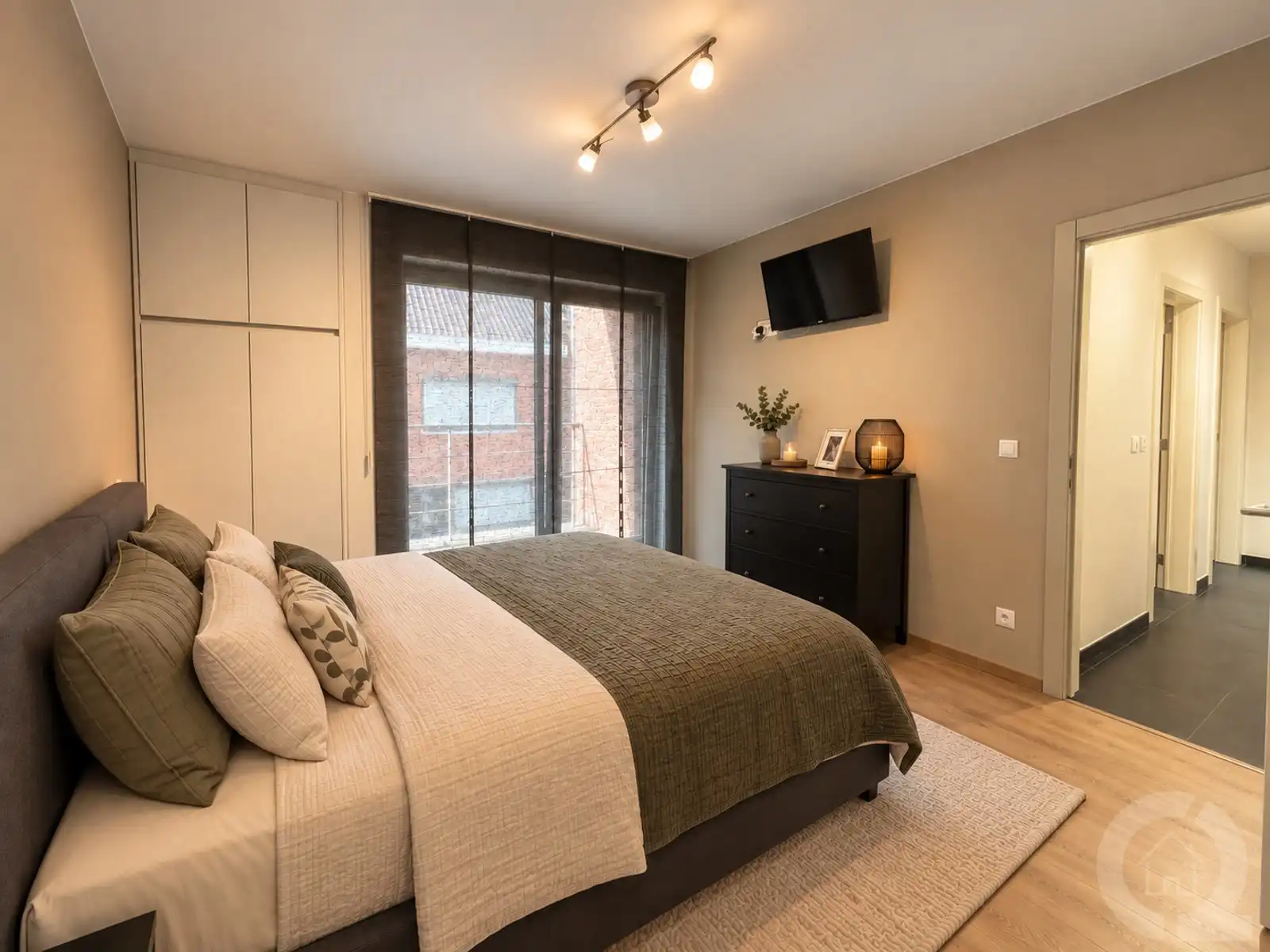 Appartement te huur foto 11