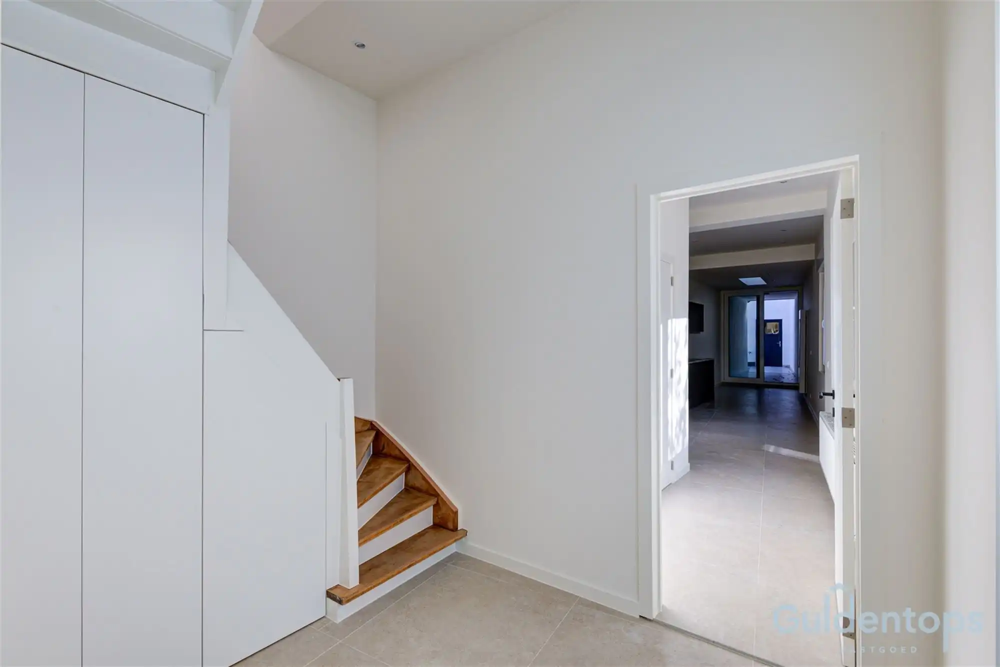 Instapklare vernieuwde woning  foto 6