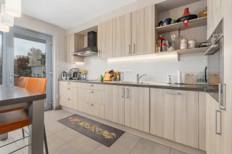 Torhout -  Instapklare woning op rustige locatie foto 5