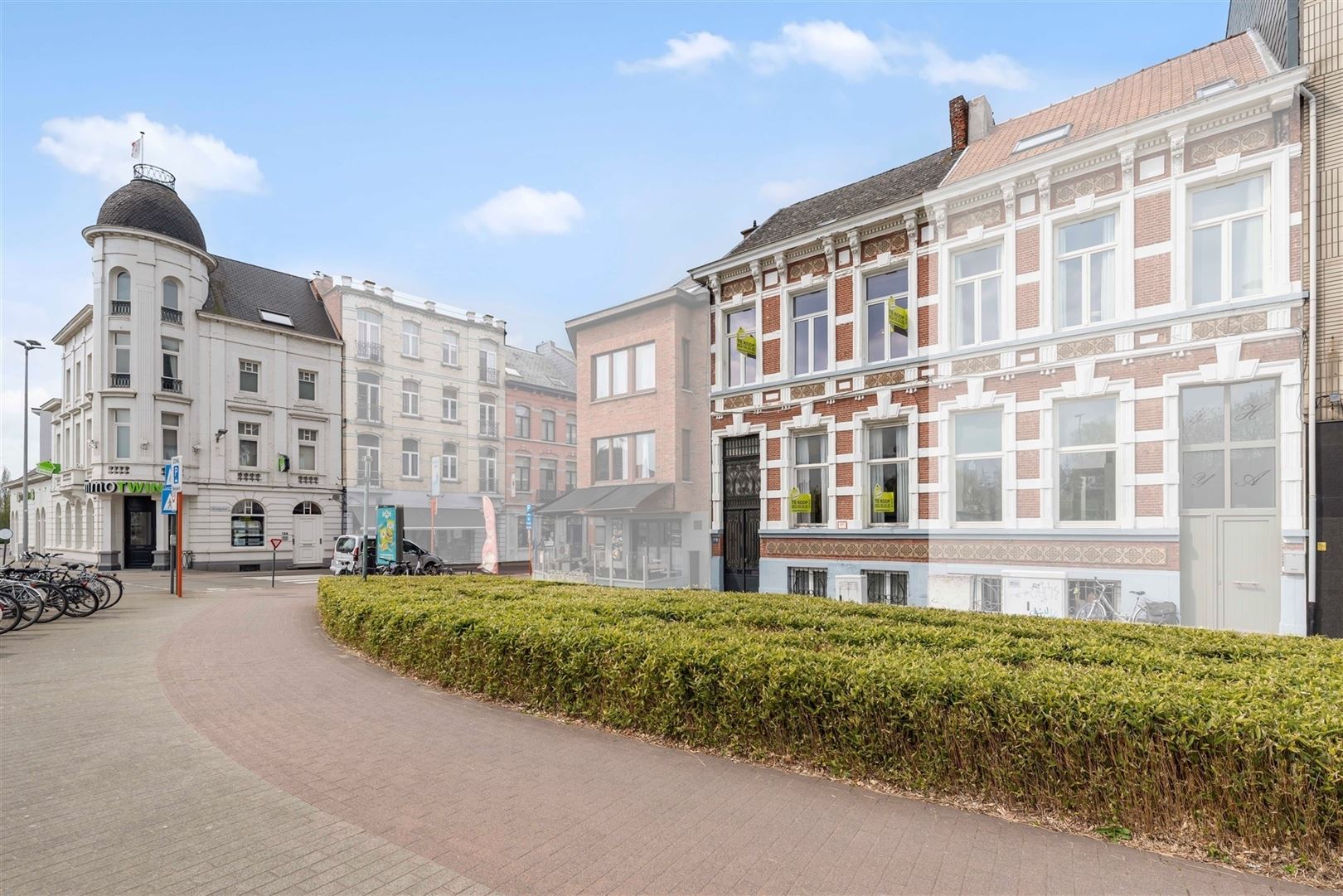 Uitzonderlijk pand/herenhuis rechtover de Brusselse Poort te Dendermonde foto 1