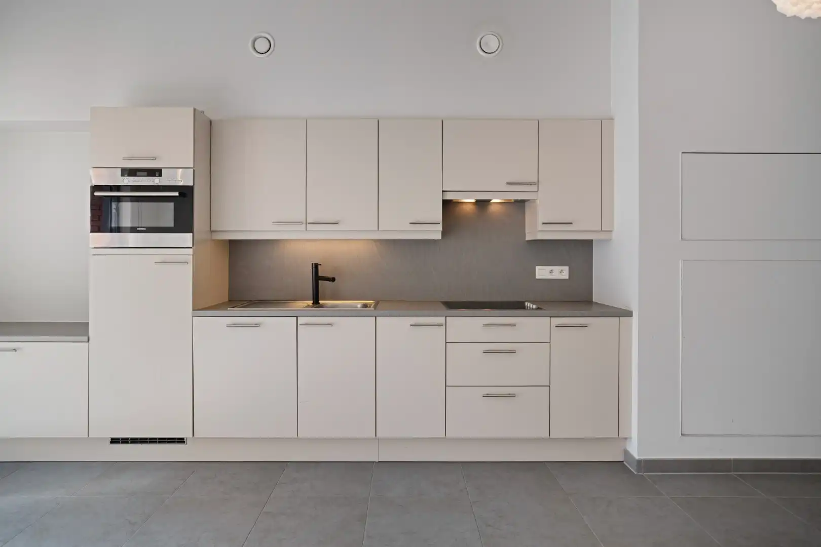 Studio met ruim terras, ondergrondse autostaanplaats en private kelderberging in Leuven! - EPC 60 kWh/m² - bewoonbare opp. 47 m² foto 16