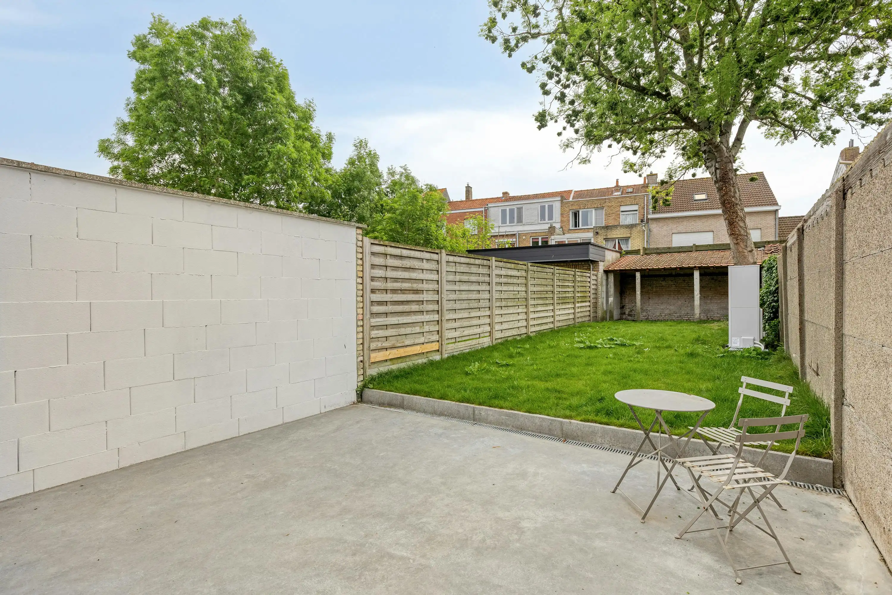 High-end gerenoveerd huis te koop in Brugge foto 2