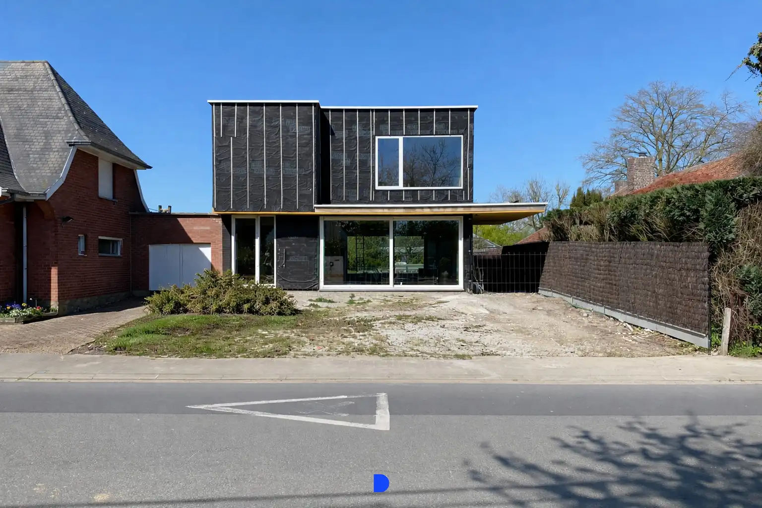 Instapklare nieuwbouwwoning met verkoop onder registratierecht ! foto {{pictureIndex}}