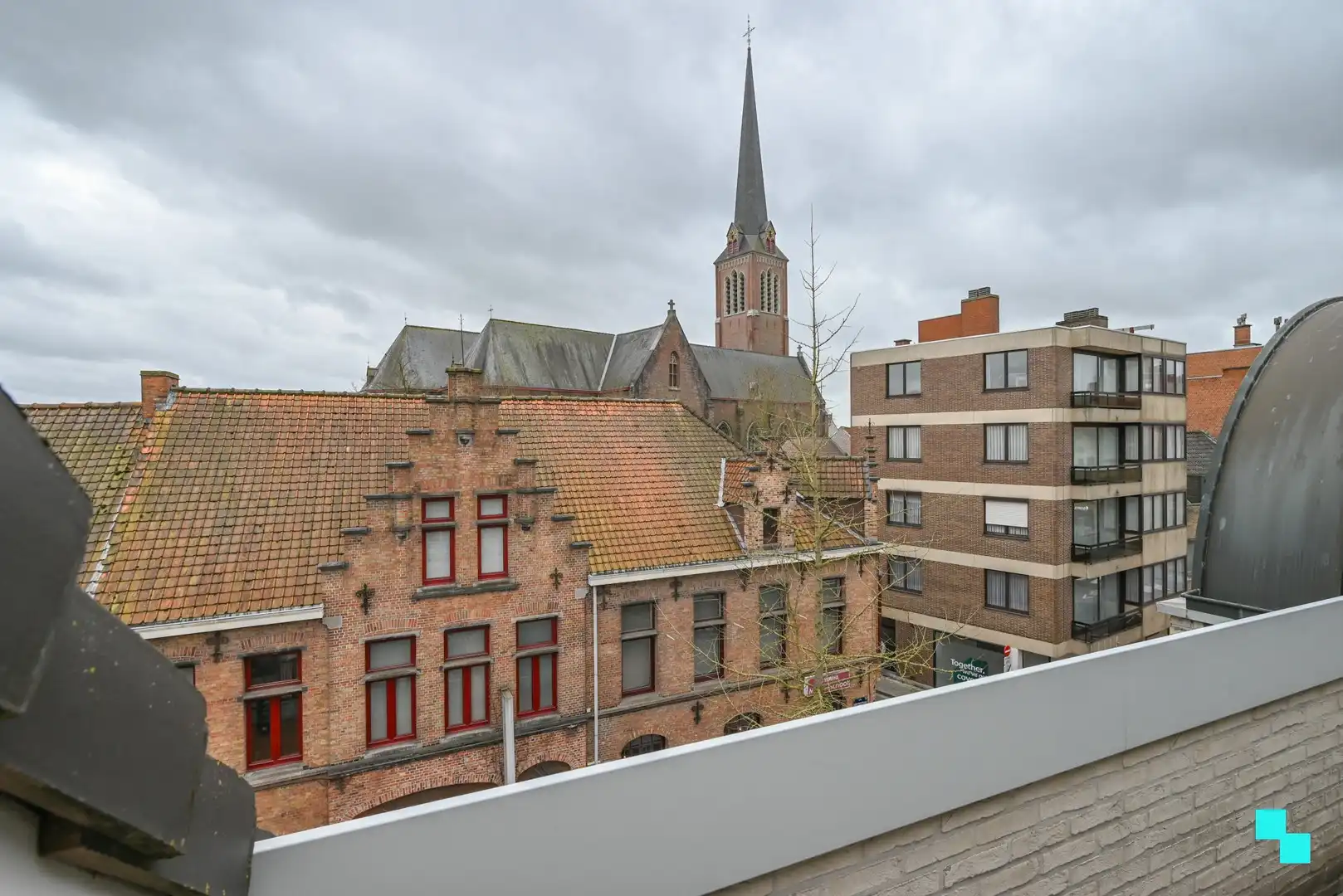 Ruim tweeslaapkamerappartement in het centrum van Izegem foto 7