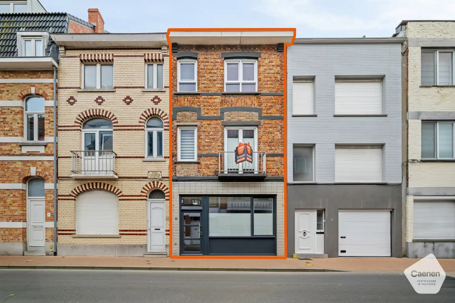 Hoofdfoto van de publicatie: Ruime en lichtrijke stadswoning met 4 slaapkamers en 3 badkamers