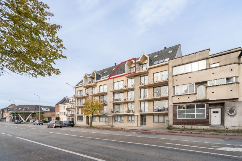 Duplex appartement met 3 slaapkamers! foto {{pictureIndex}}