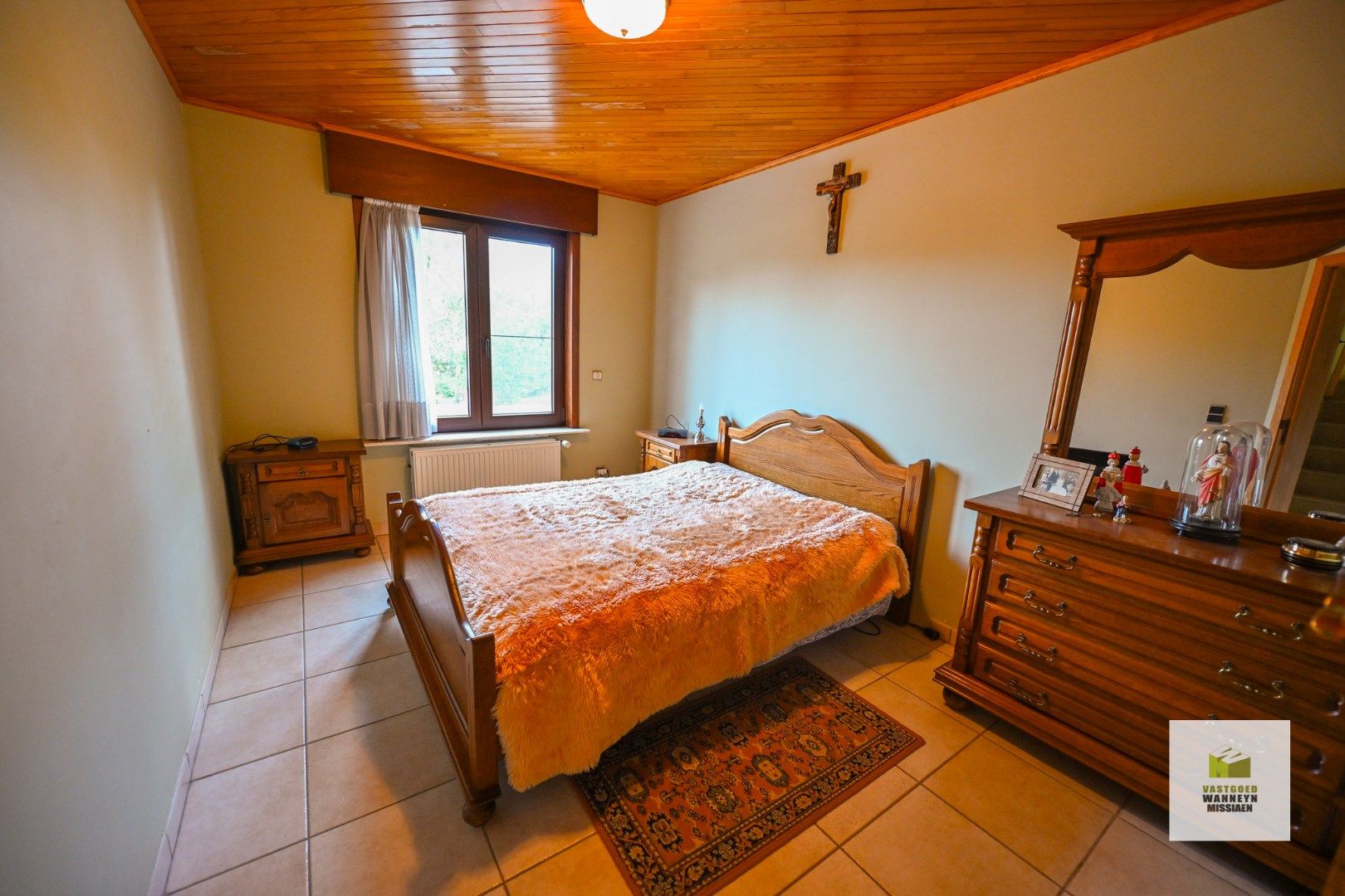 Zeer centraal en rustig gelegen ruime woning met 5 slaapkamers foto 15