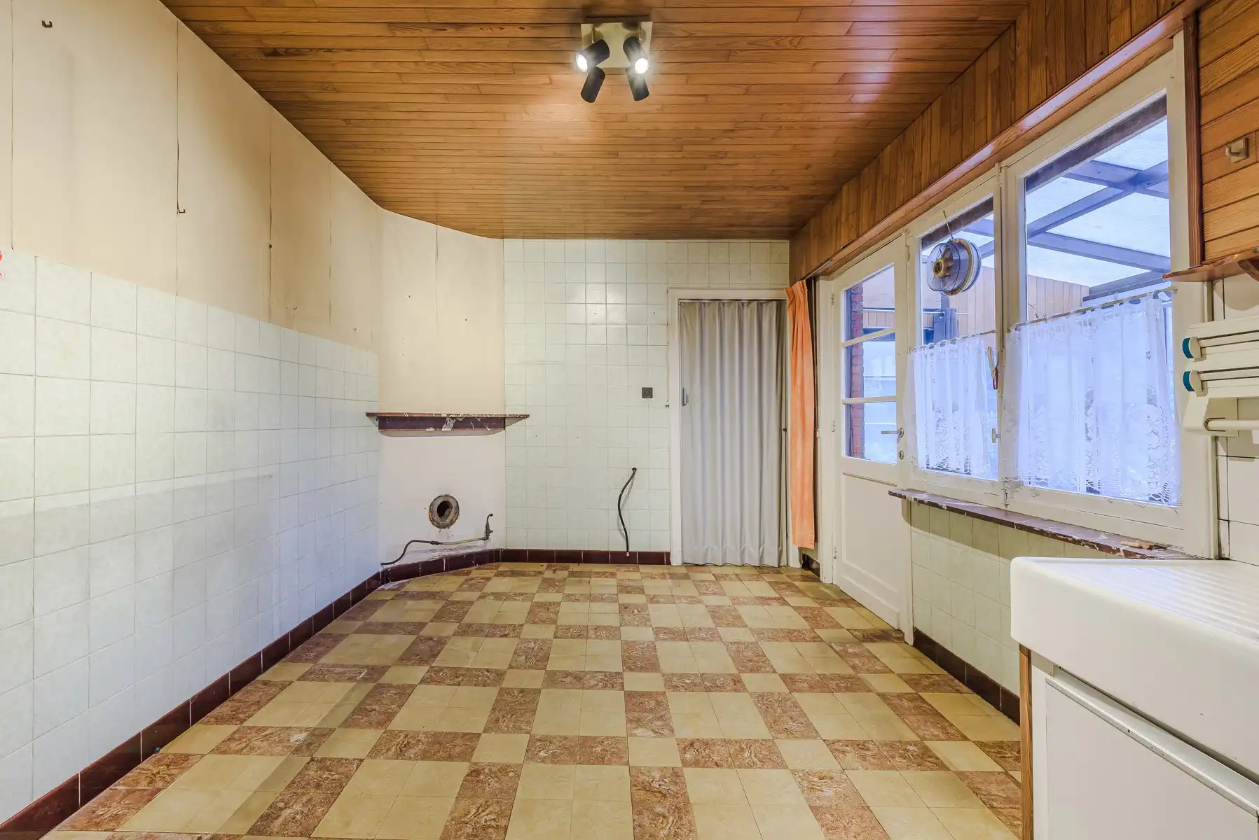 Te renoveren woning met potentieel in hartje Oud-Turnhout foto 7