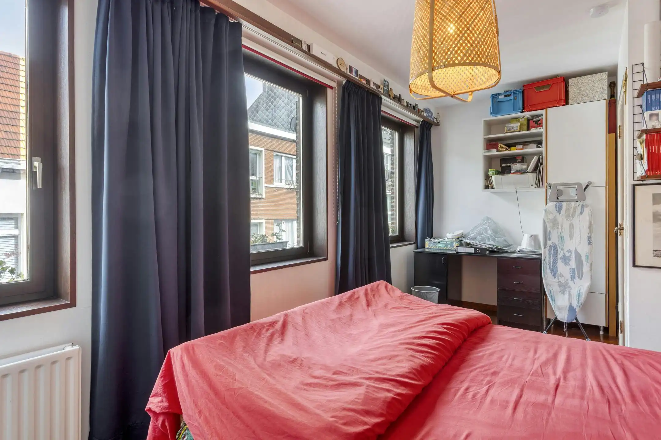 Opbrengsteigendom met garage en 3 appartementen te koop foto 16