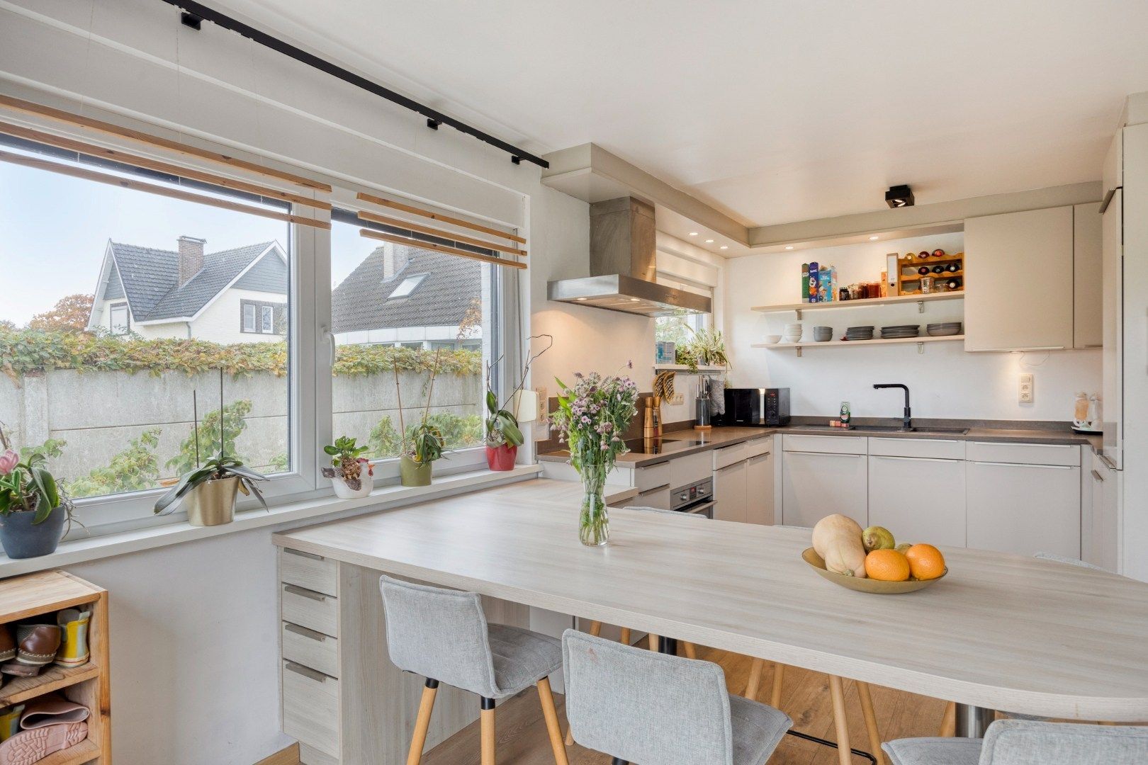 Open bebouwing met 4 slaapkamers, bureau, garage en prachtige tuin in Boutersem – EPC 158 kWh/m² - bewoonbare opp. 282 m² foto 13